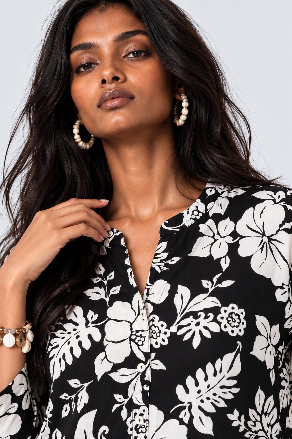 Womens Black Floral Print Mandarin Collar Tunic - Image 7