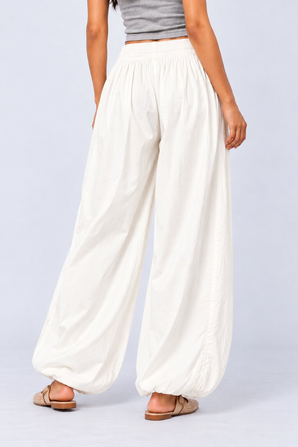Womens Solid White Balloon Fit Jogger Pant - Image 4