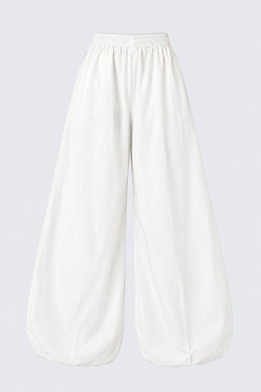 Womens Solid White Balloon Fit Jogger Pant - Image 5