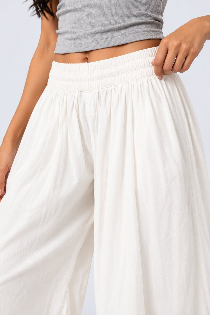 Womens Solid White Balloon Fit Jogger Pant - Image 7