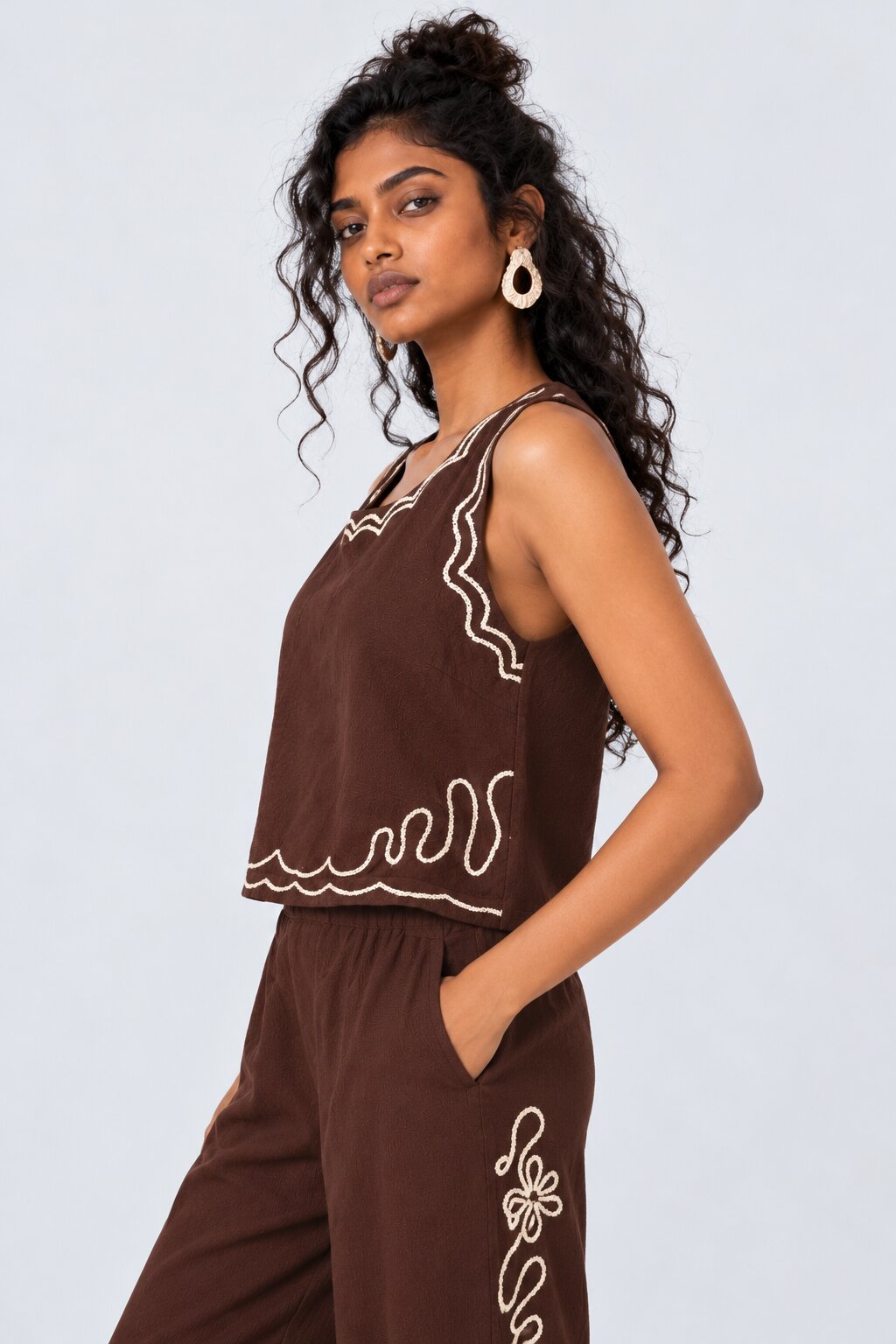 Womens Floral Brown Embroidered Sleeveless Top - Image 2