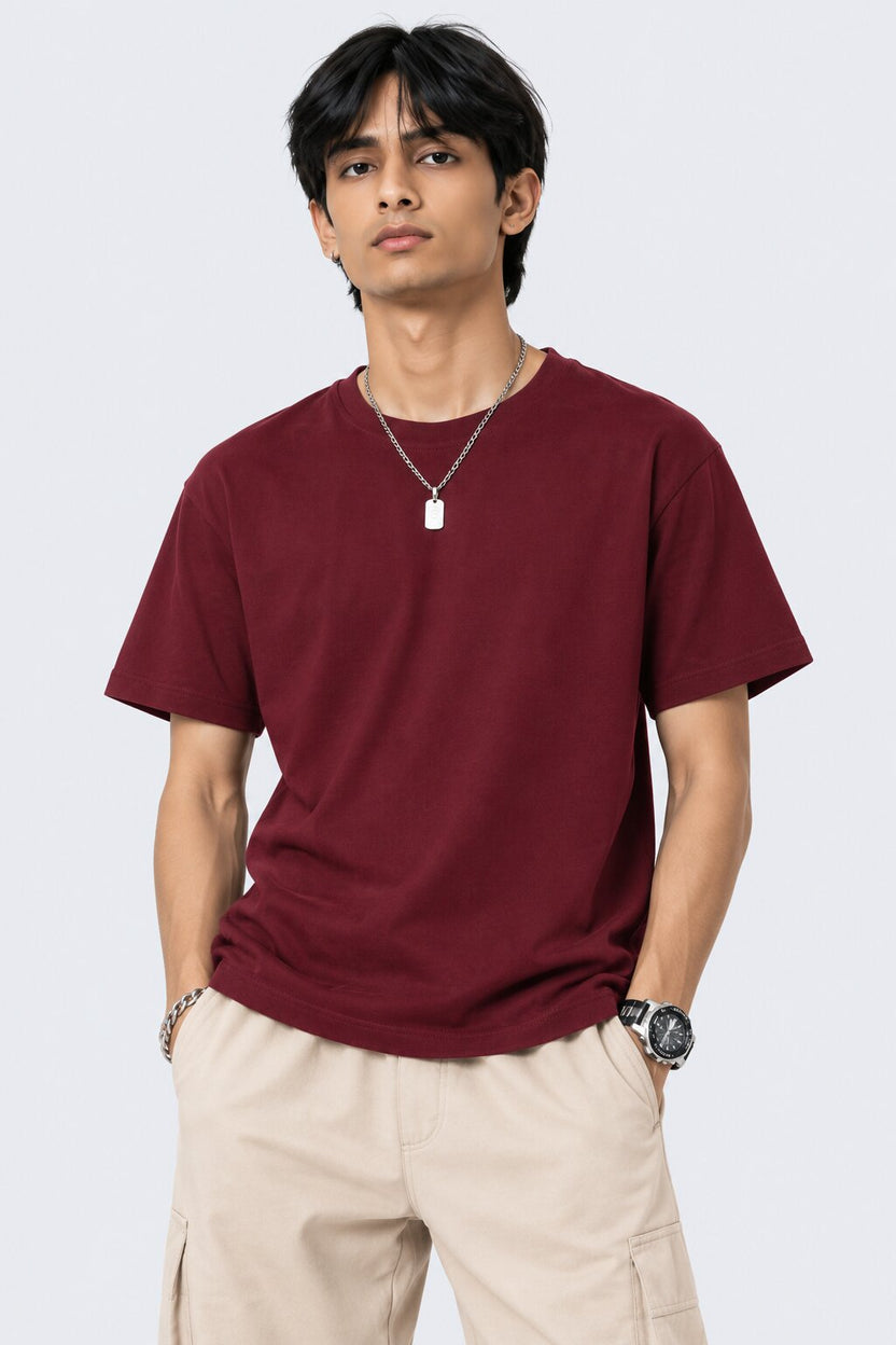 Mens Wine Solid Regular Fit T-Shirt - Image 2