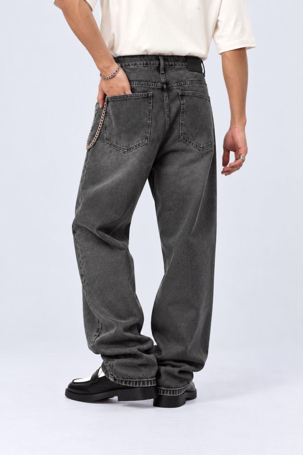 Charcoal Solid Baggy Fit Jeans - Image 5