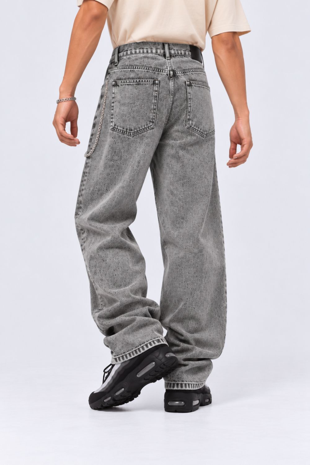 Mens Grey Solid Barrel Fit Jeans - Image 4
