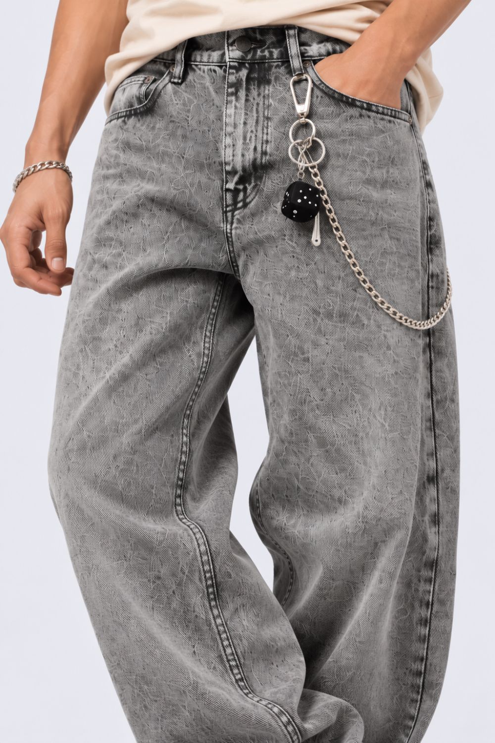Mens Grey Solid Barrel Fit Jeans - Image 7