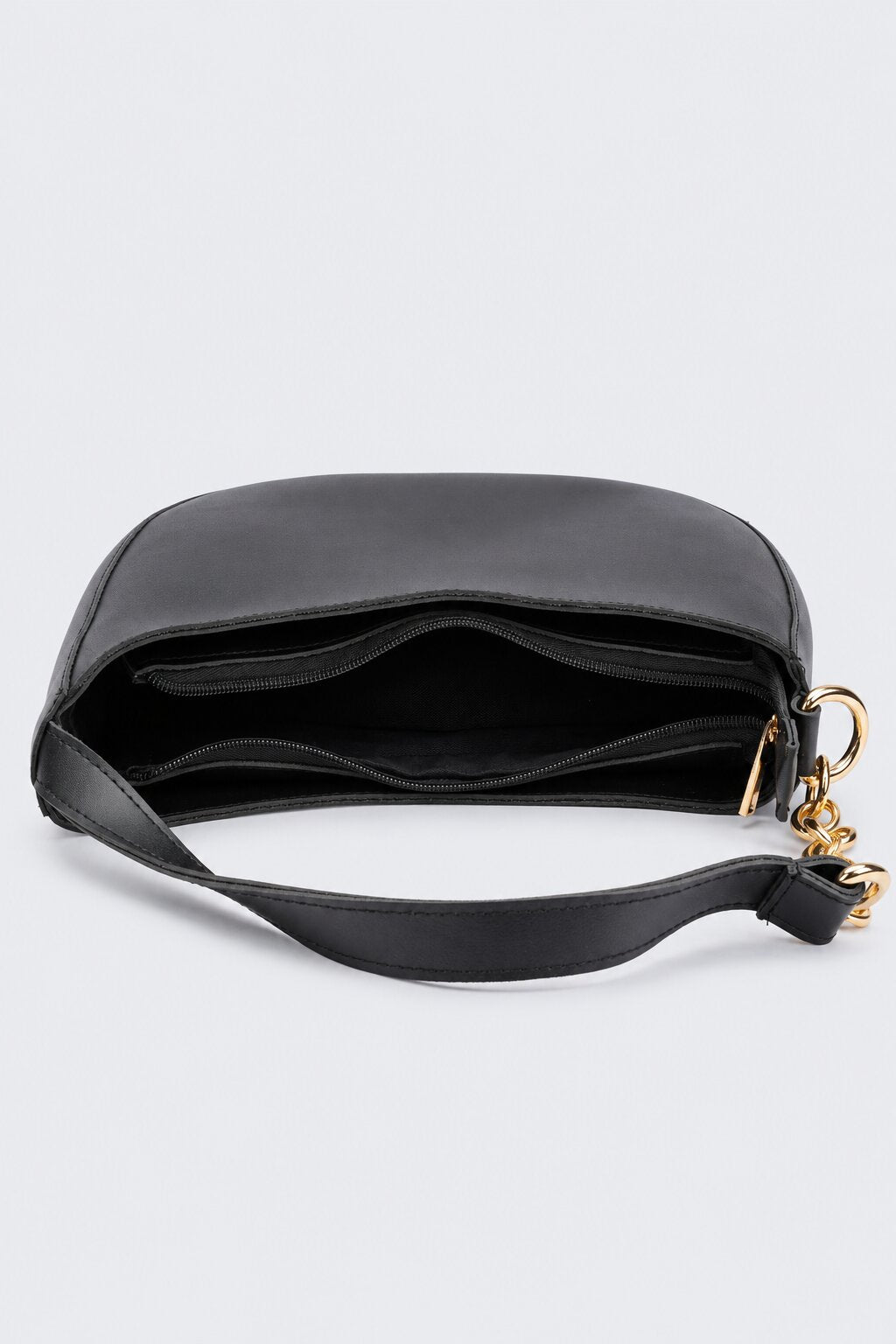 Womens Solid Black Chain Detail Shoulder Bag - Image 5