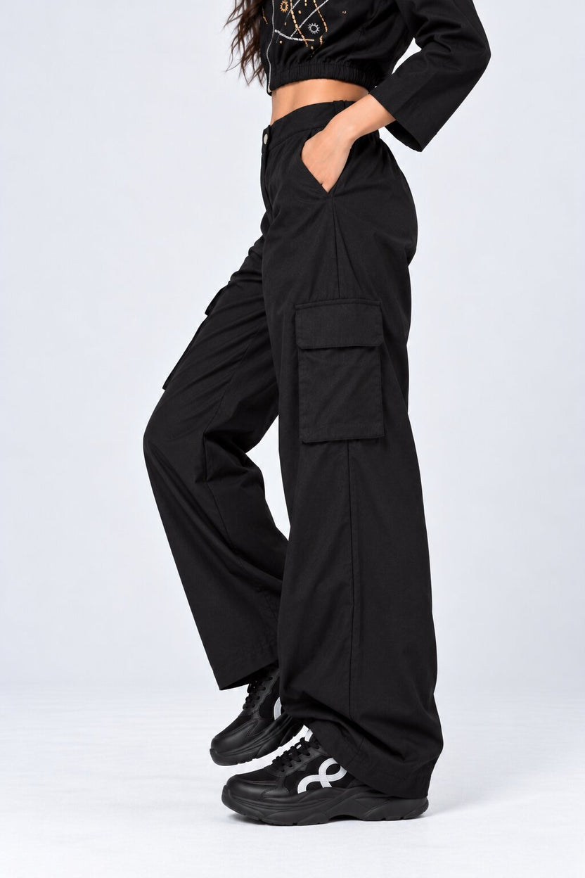 Womens Black Wide Leg Cargo Pant - Image 4