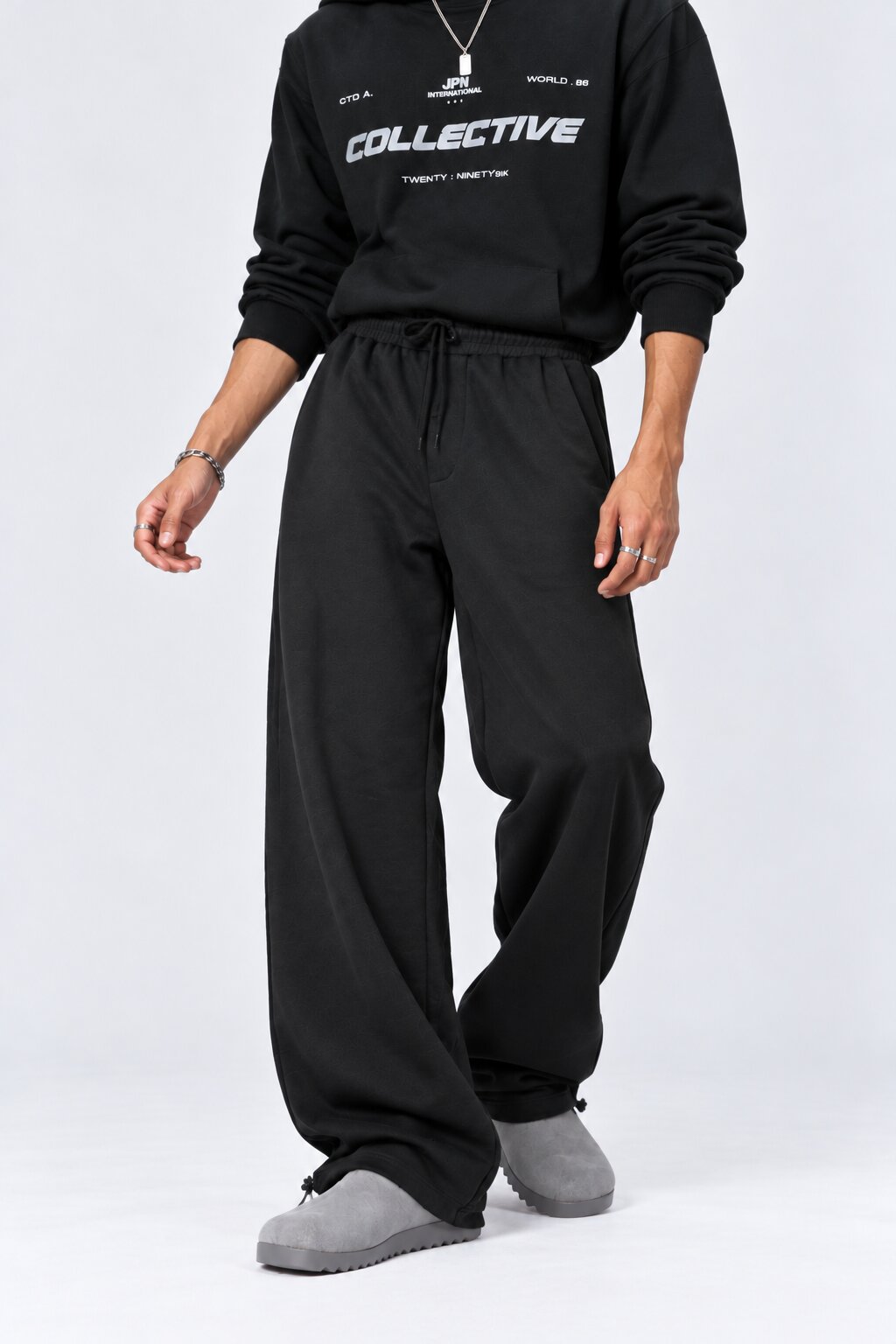 Mens Black Solid Regular Fit Joggers - Image 2