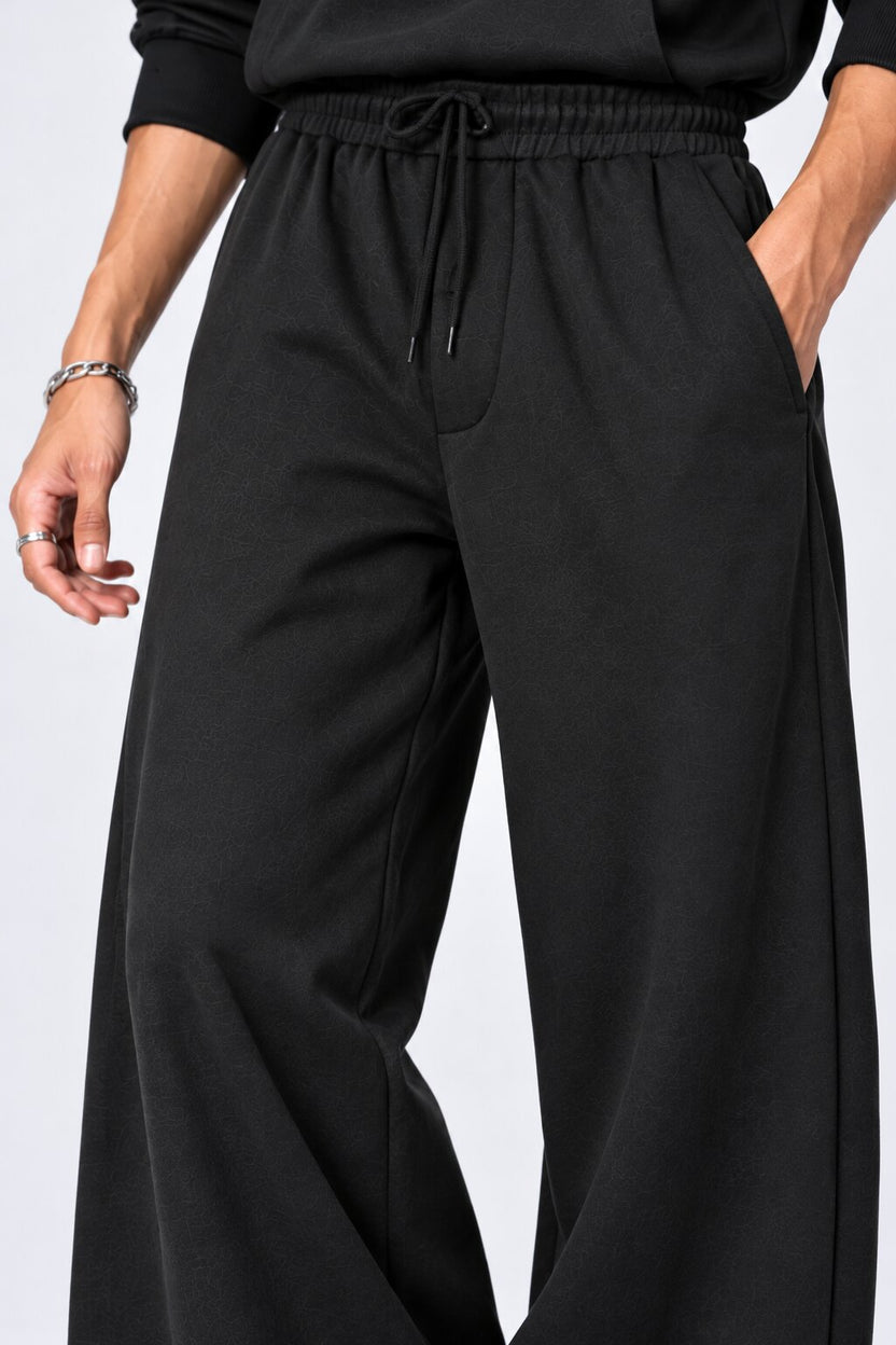 Mens Black Solid Regular Fit Joggers - Image 9