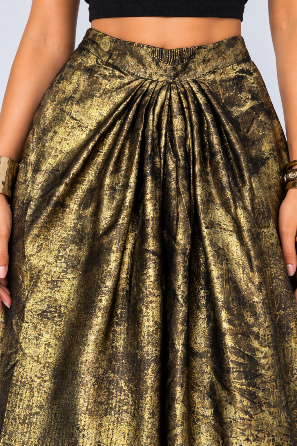 Womens Gold Foil Print High-Low Style Skirt - Image 3