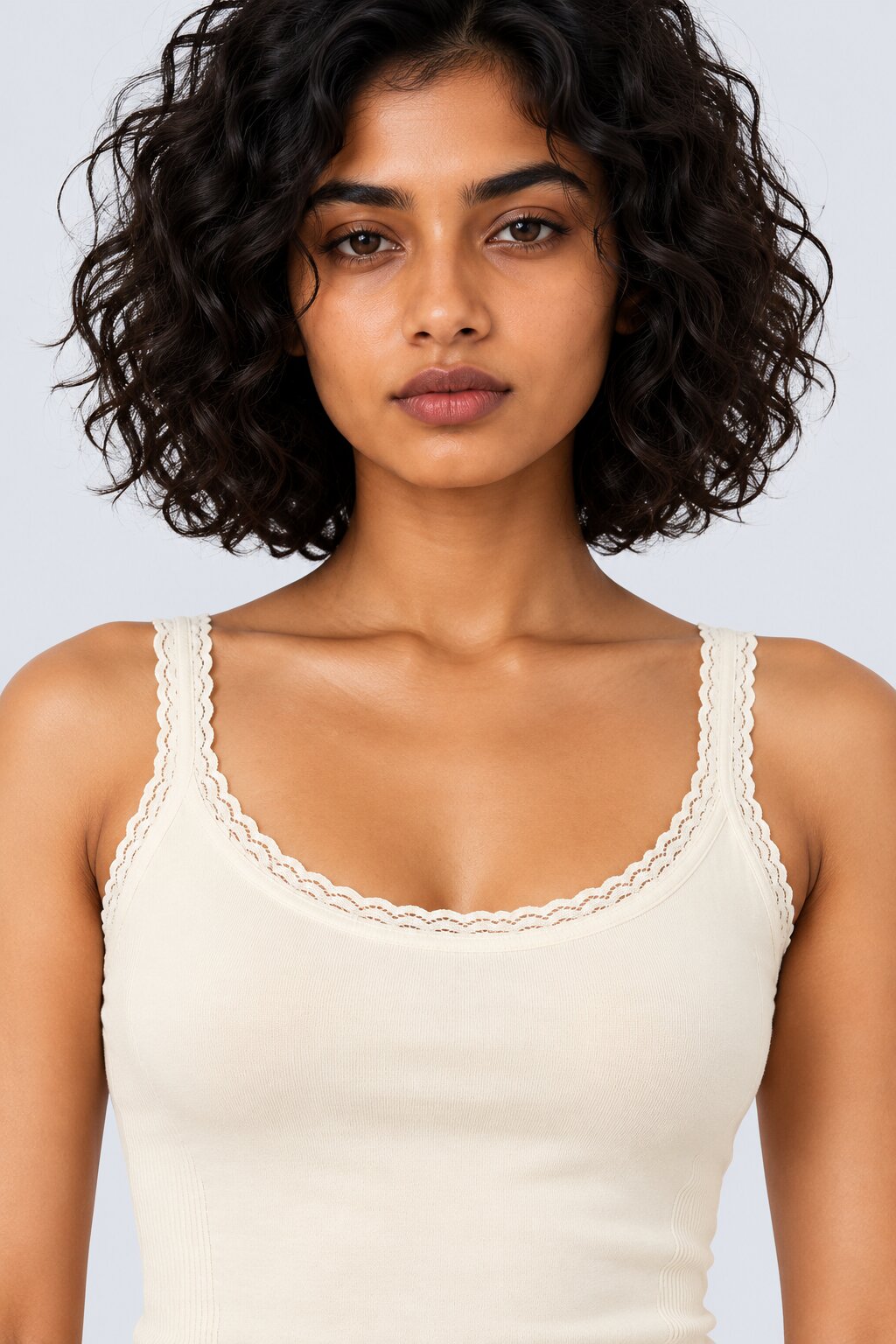 Off White Shoulder Straps Sleeves Regular Fit Camisole - Image 3