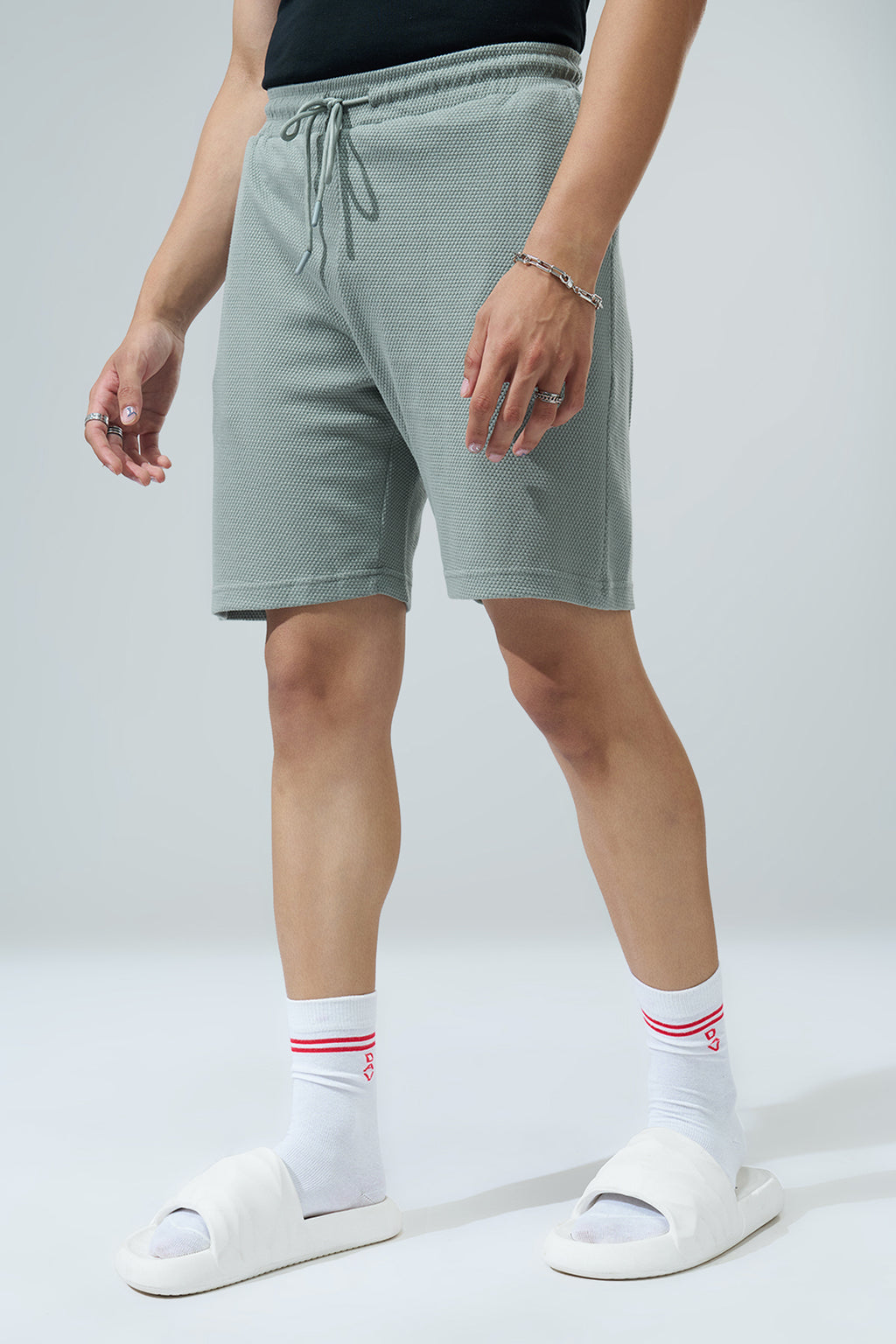 Light Green Solid Regular Fit Shorts for Men - Image 4