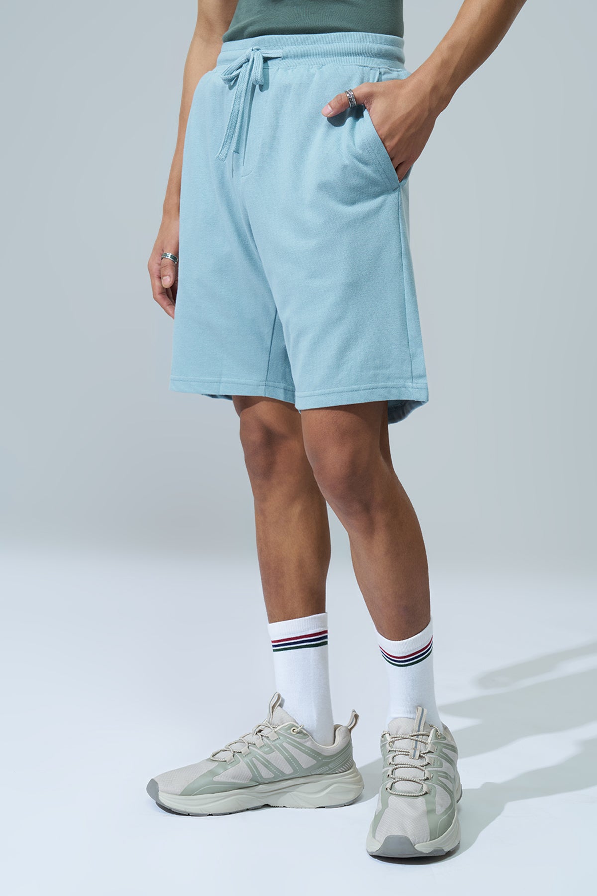 Light Blue Solid Regular Fit Shorts for Men - Image 4