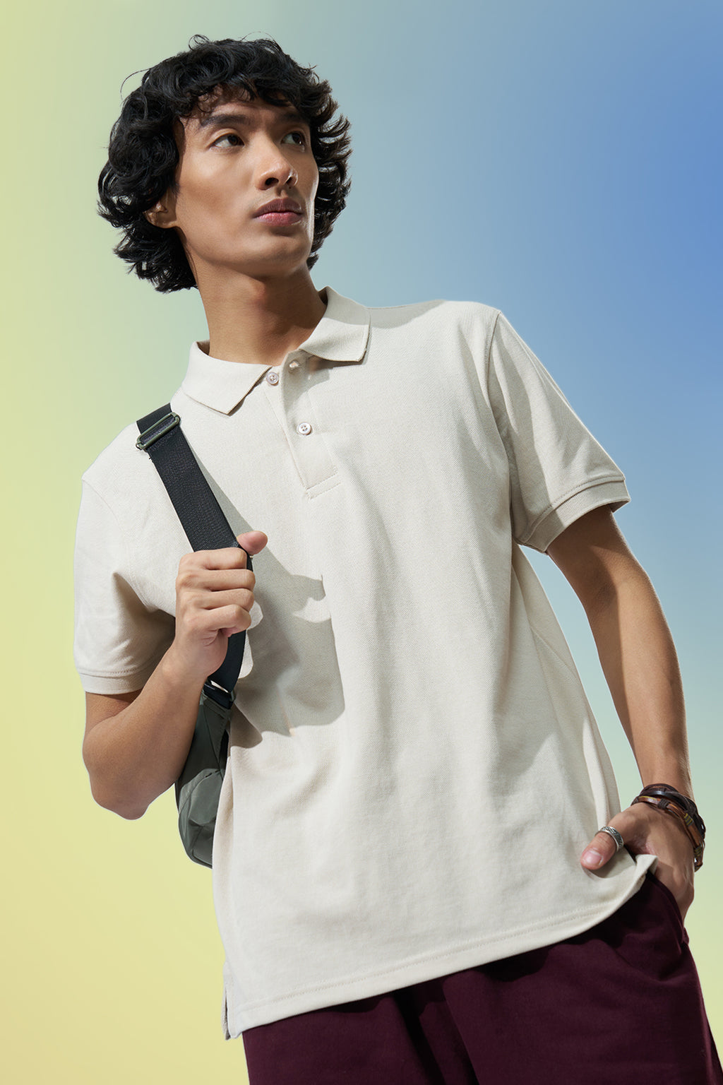 Off White Solid Regular Fit Polo T-Shirt for Men - Image 1