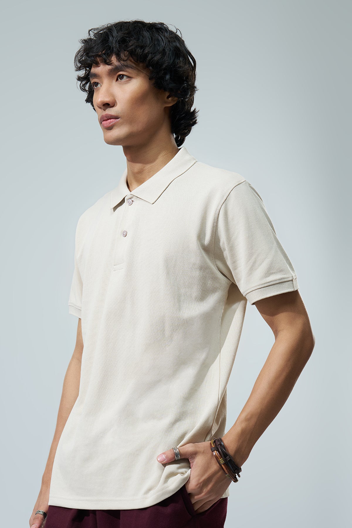 Off White Solid Regular Fit Polo T-Shirt for Men - Image 4