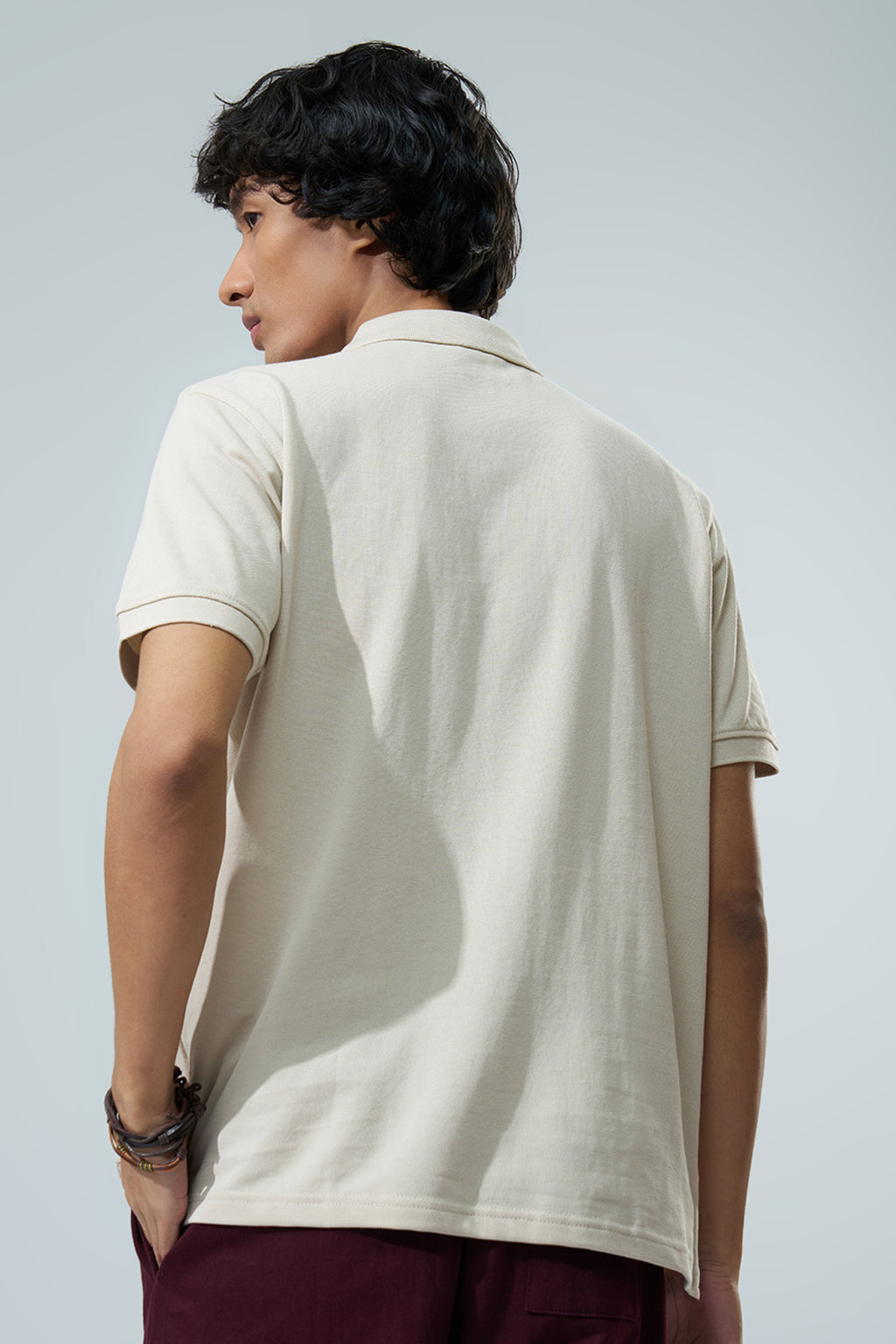 Off White Solid Regular Fit Polo T-Shirt for Men - Image 5