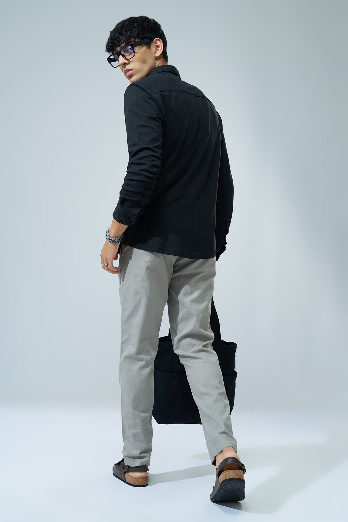 Black Solid Regular Fit Shirt for Men - Image 6