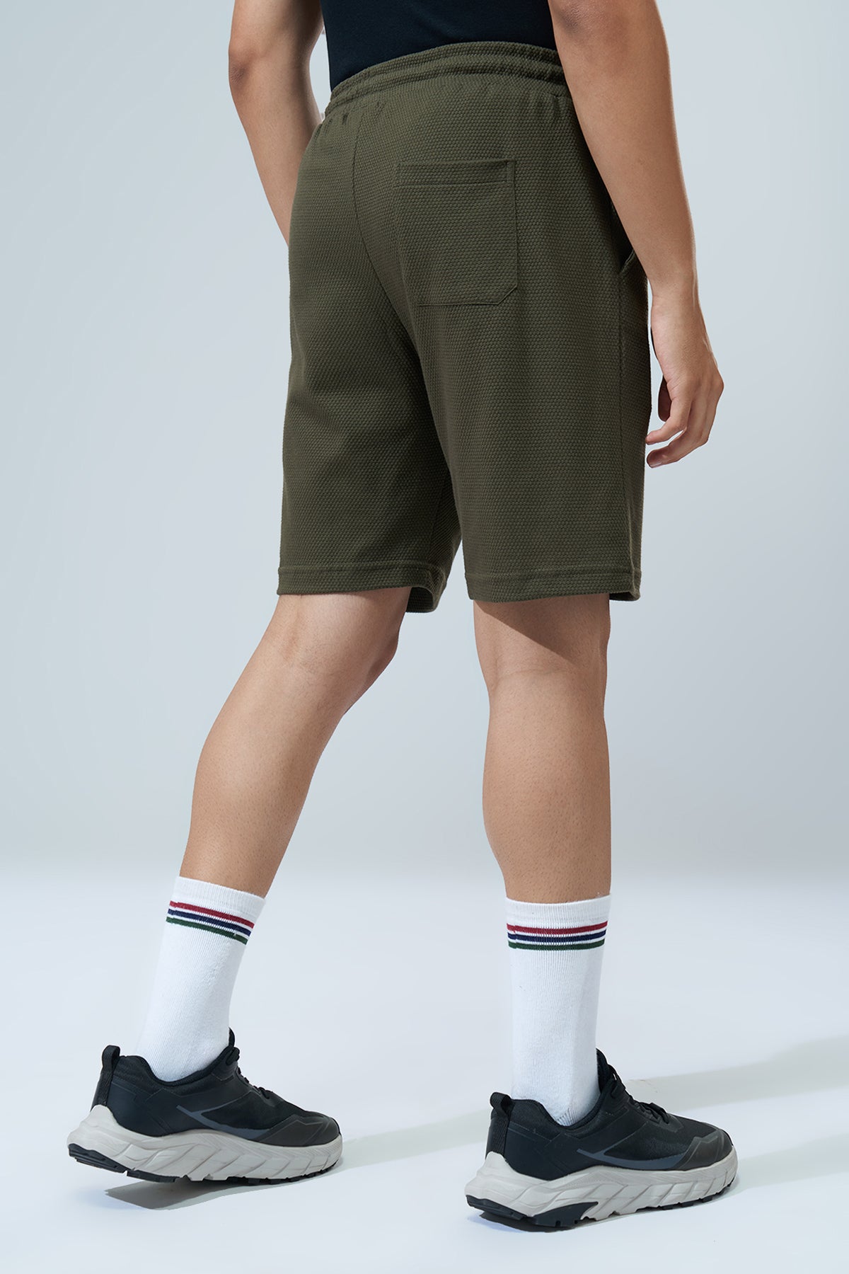 Olive Solid Regular Fit Shorts for Men - Image 5
