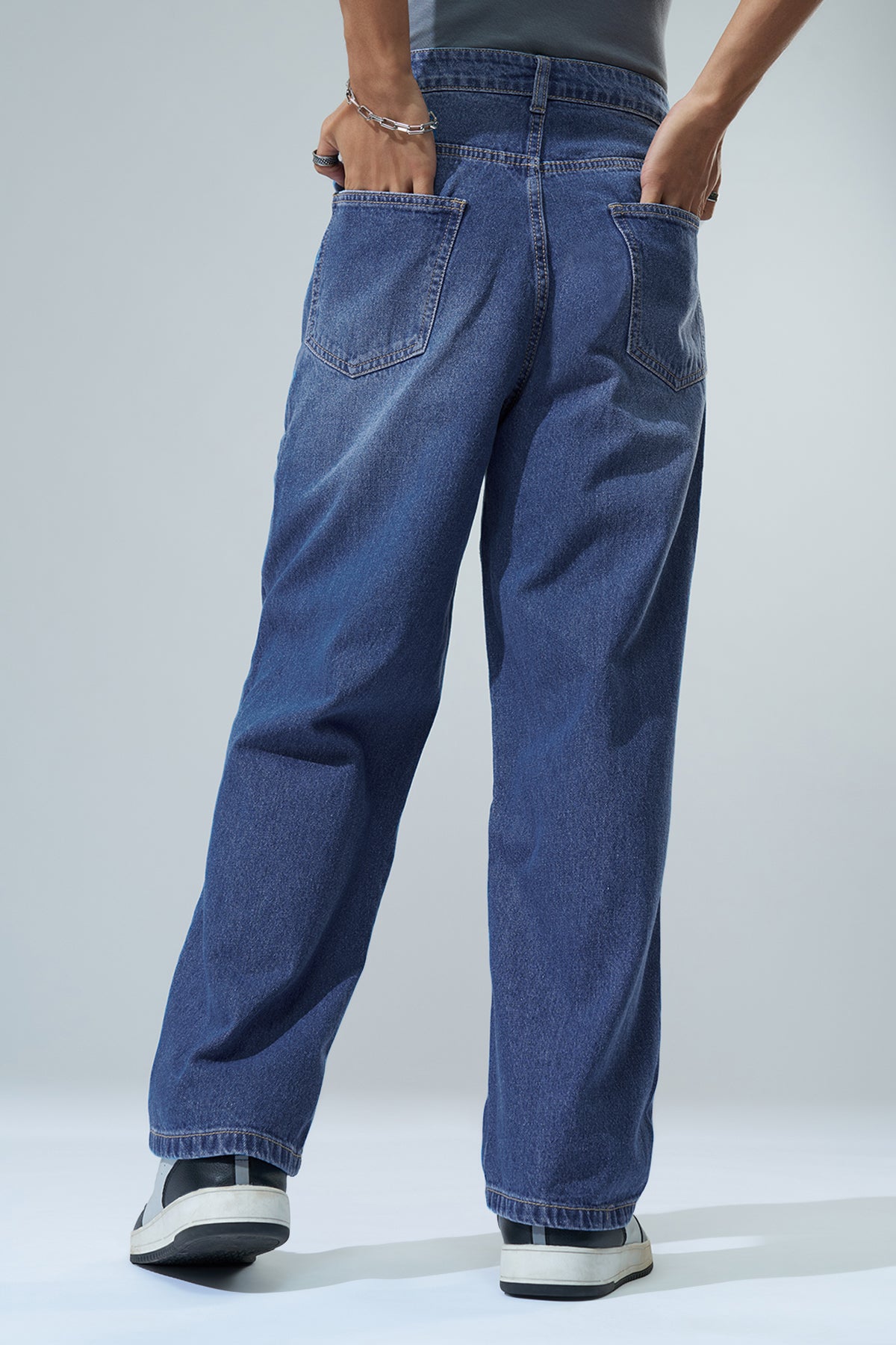 Medium Blue Solid Baggy Fit Jeans for Men - Image 5