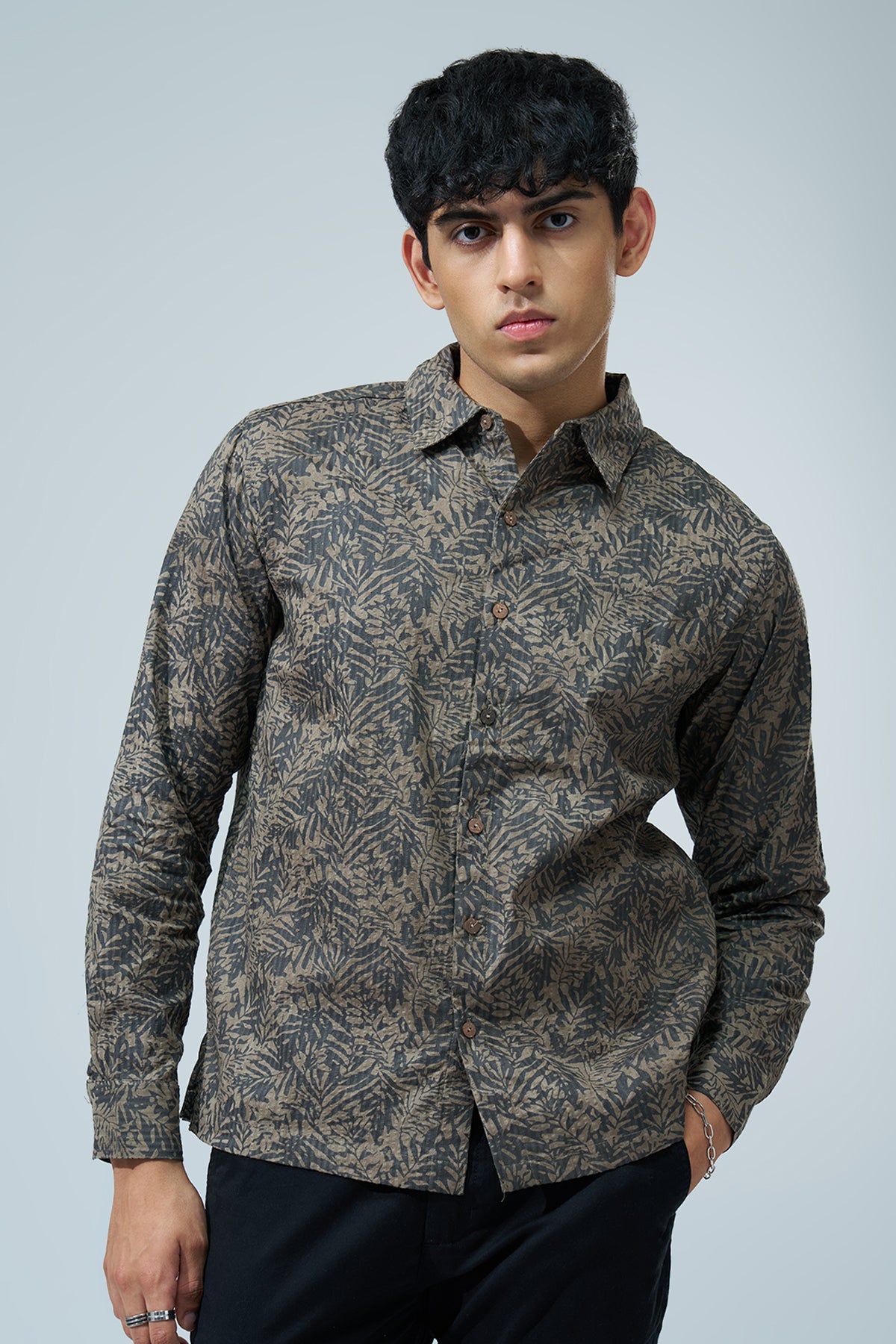 Olive Leaf Printed Regular Fit Shirt for Men - Image 2