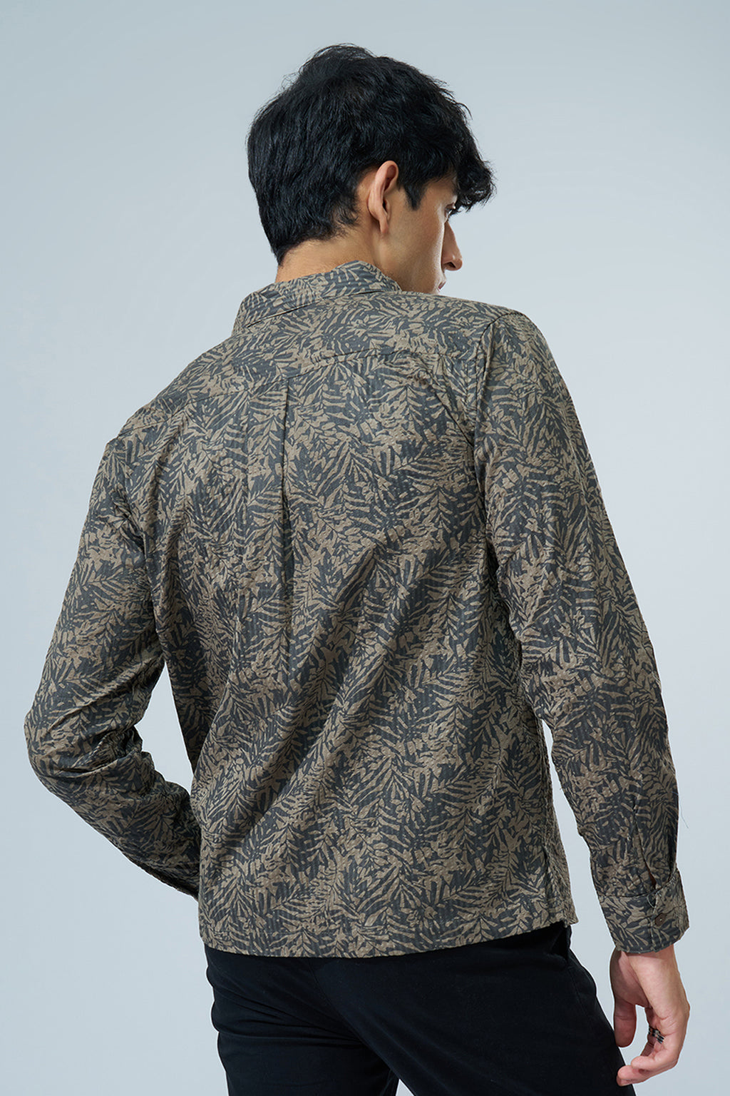 Olive Leaf Printed Regular Fit Shirt for Men - Image 5