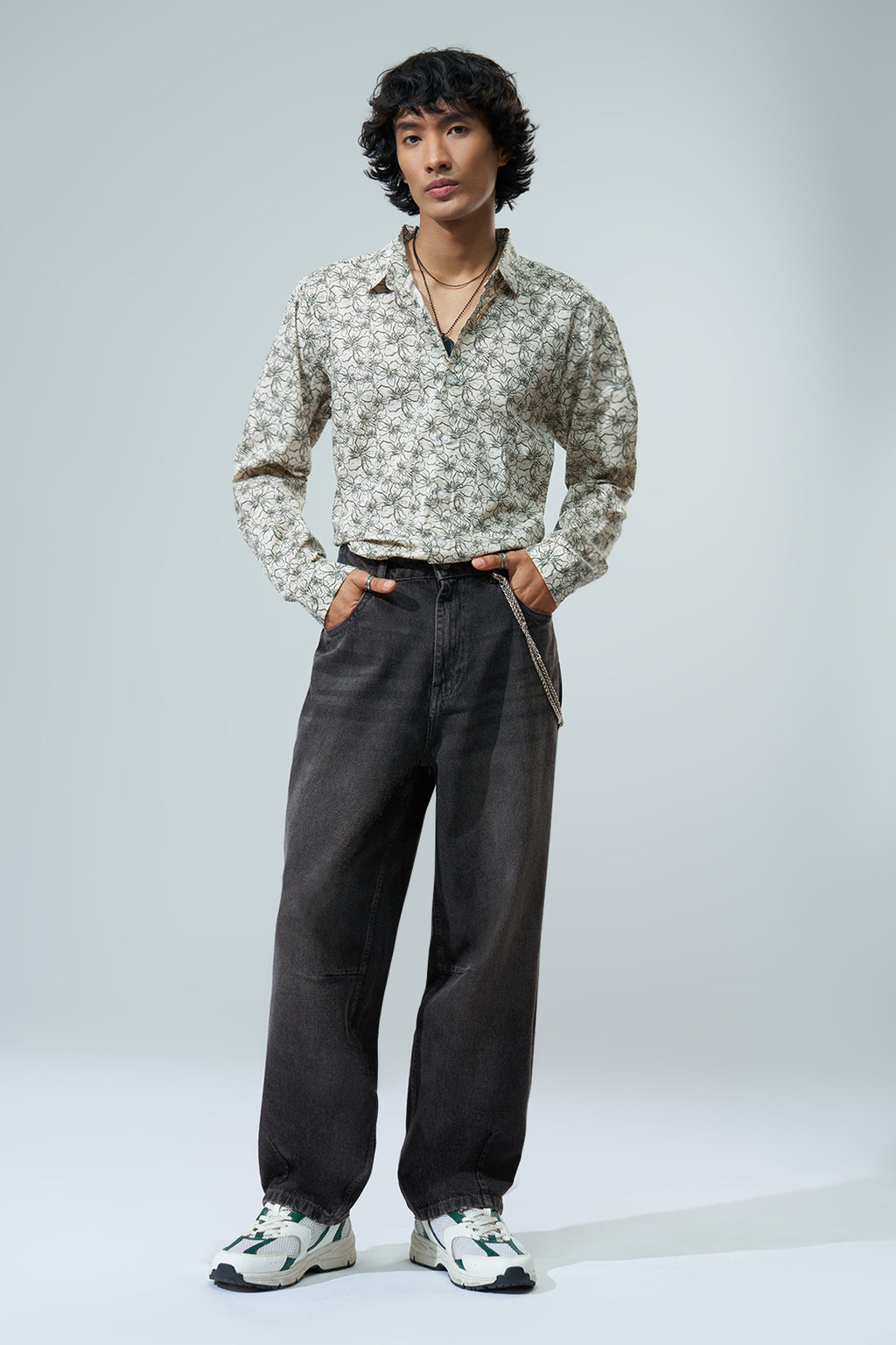 Off White Floral Printed Regular Fit Casual Shirt for Men - Image 6
