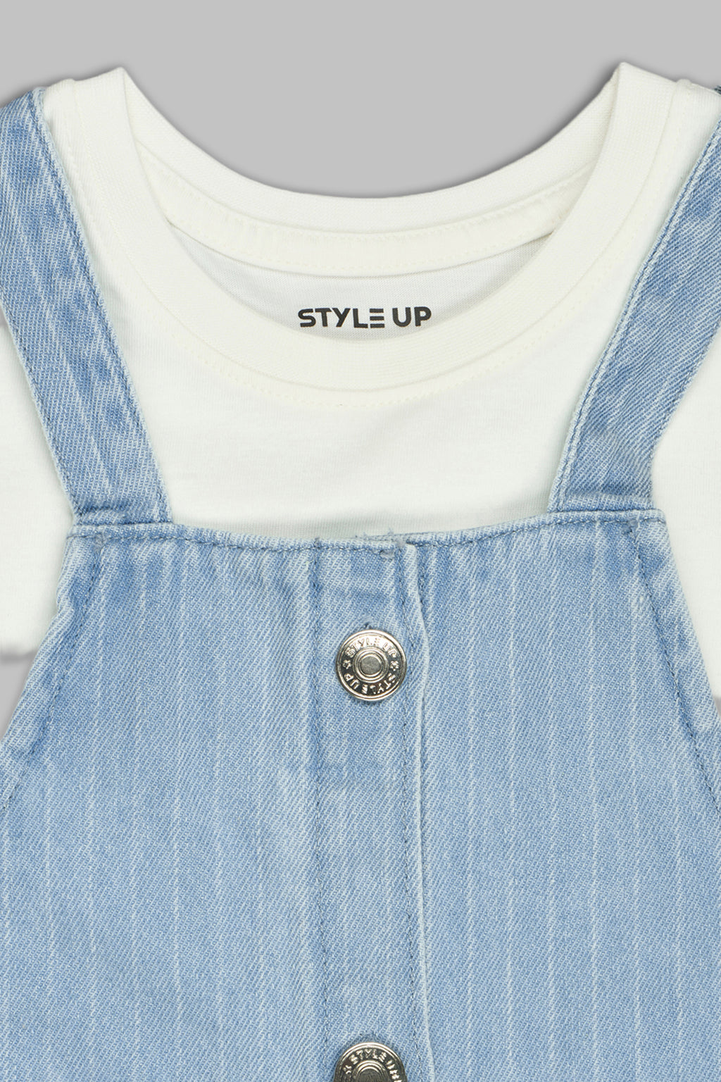 Light Blue Striped Regular Fit Dungaree With T-Shirt for Girls - Image 4