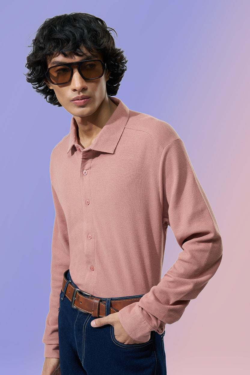 Pink Solid Regular Fit Shirt For Men - Image 1