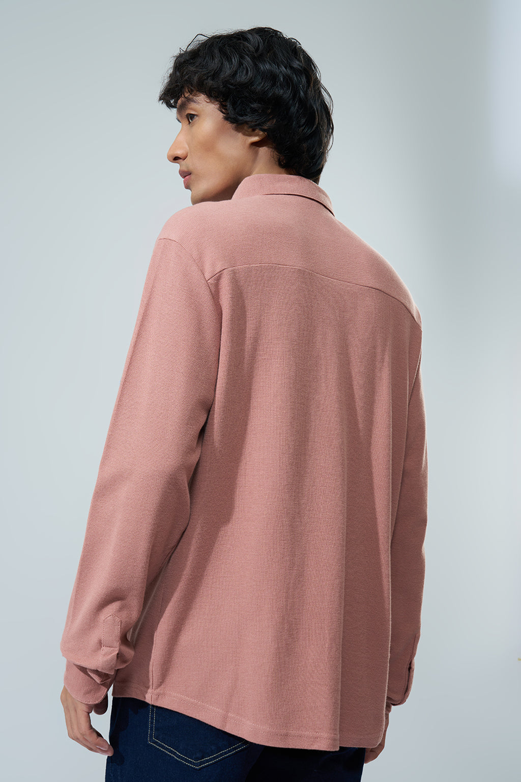 Pink Solid Regular Fit Shirt For Men - Image 5