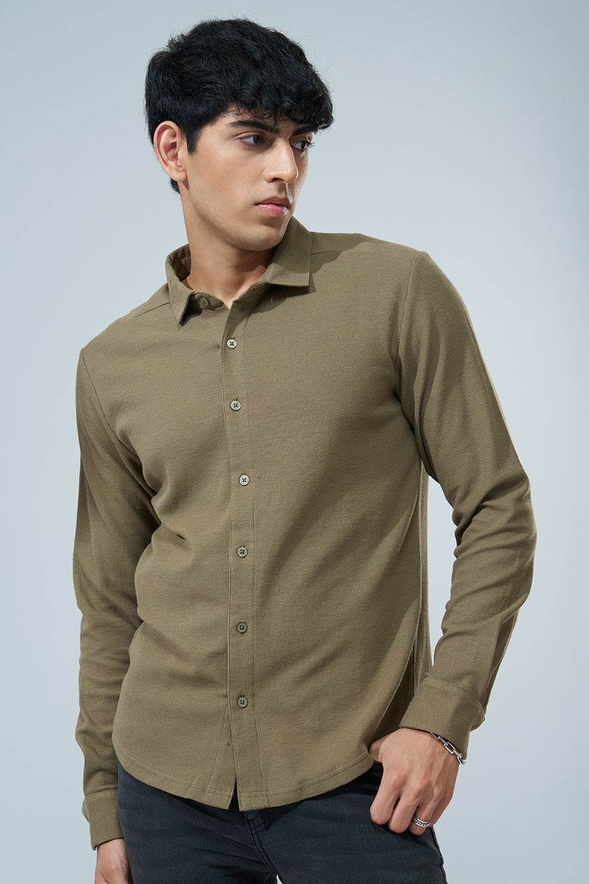 Olive Solid Regular Fit Shirt For Men - Image 2