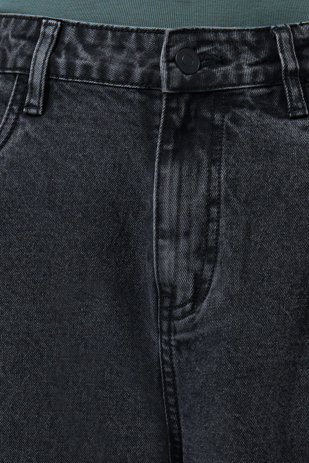 Black Washed Barrel Fit Jeans for Men - Image 2