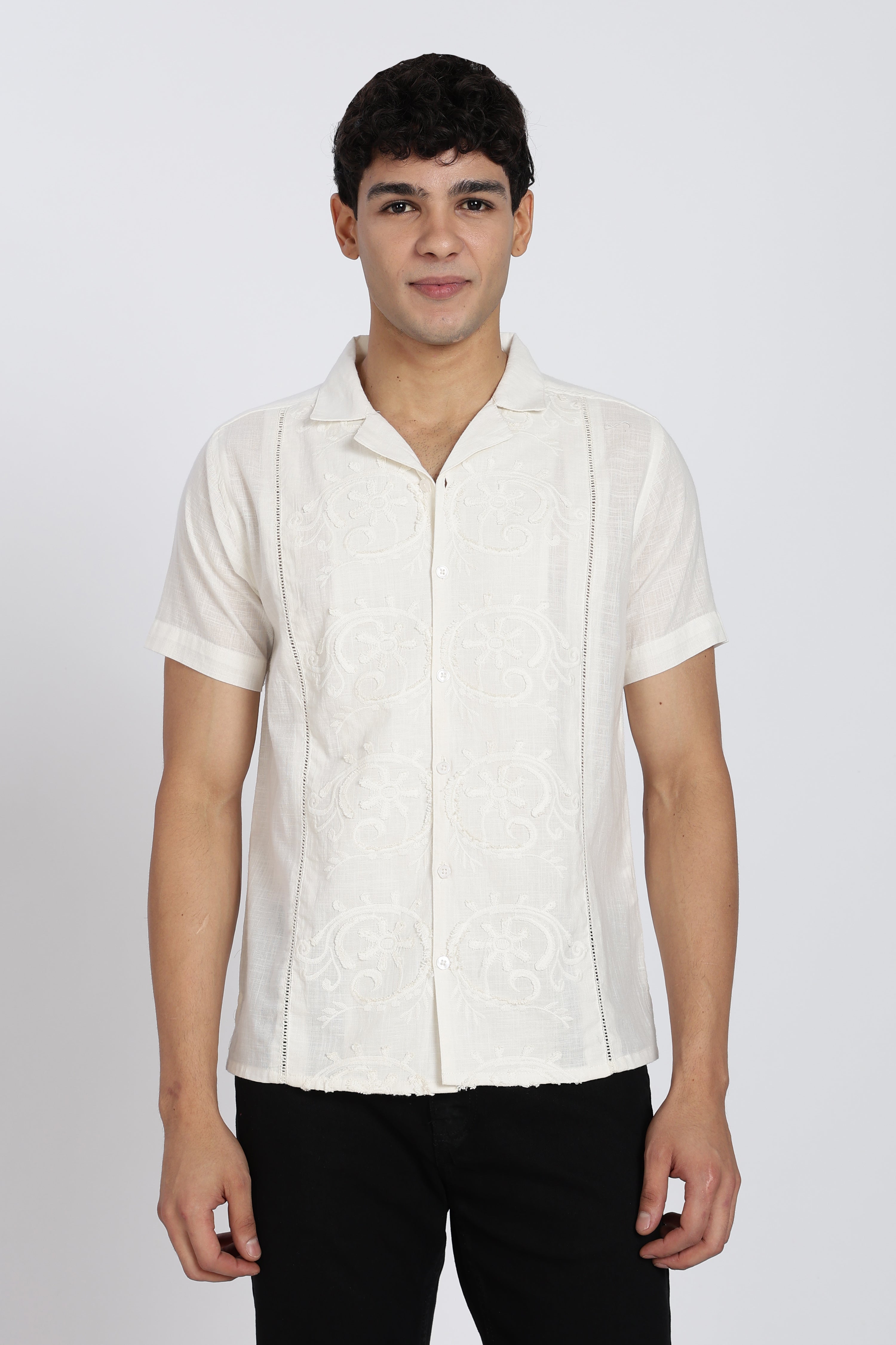 White Embroidered Regular Fit Shirt for Men - Image 2