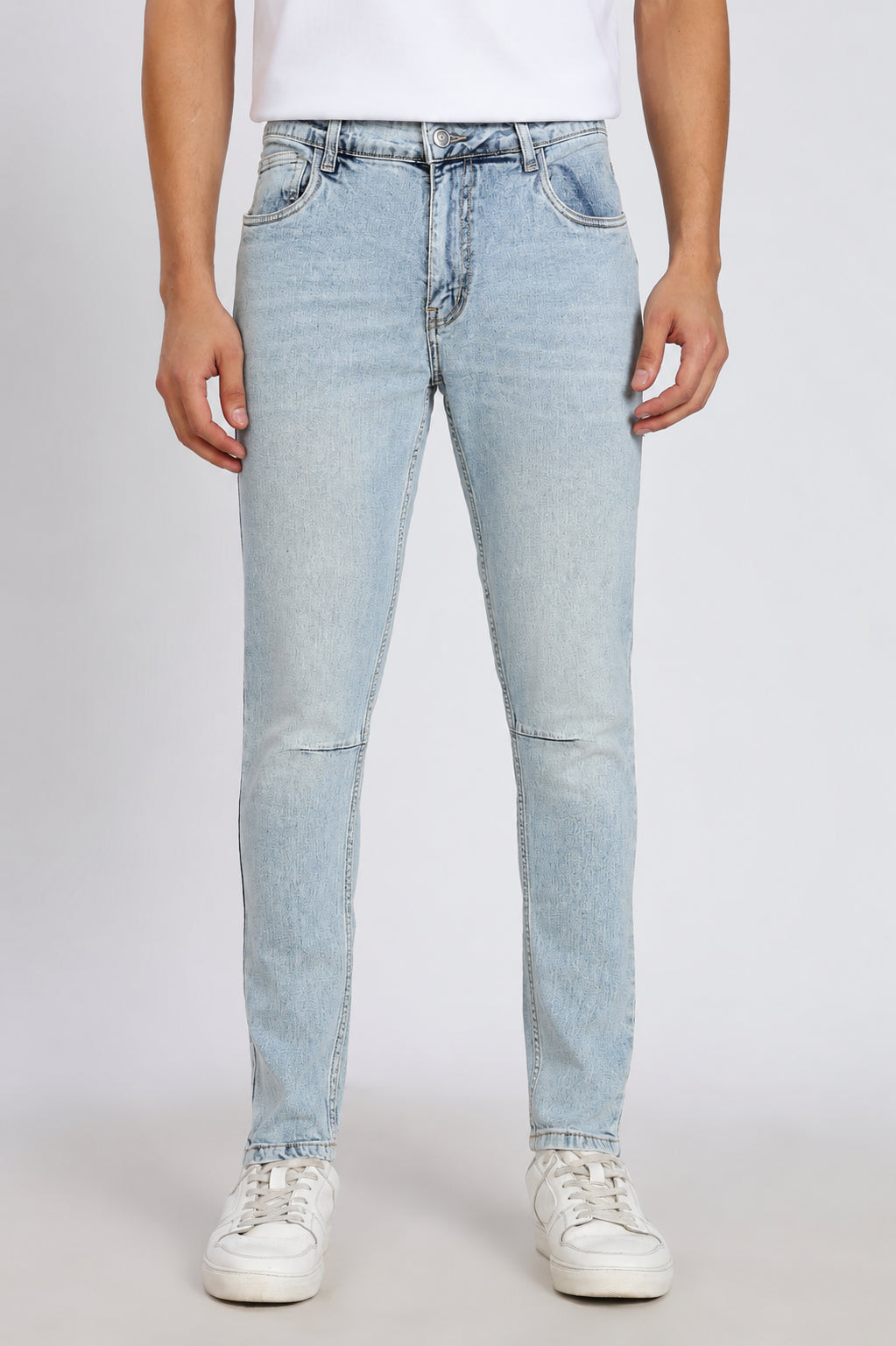 Light Blue 5 Pocketed Relaxed Fit Jeans for Men - Image 2