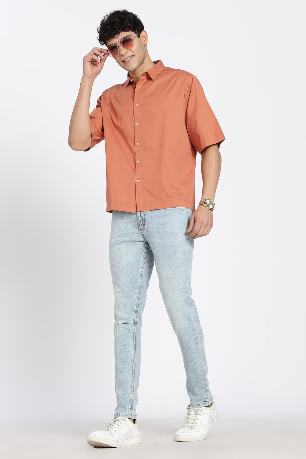 Light Blue 5 Pocketed Relaxed Fit Jeans for Men - Image 6