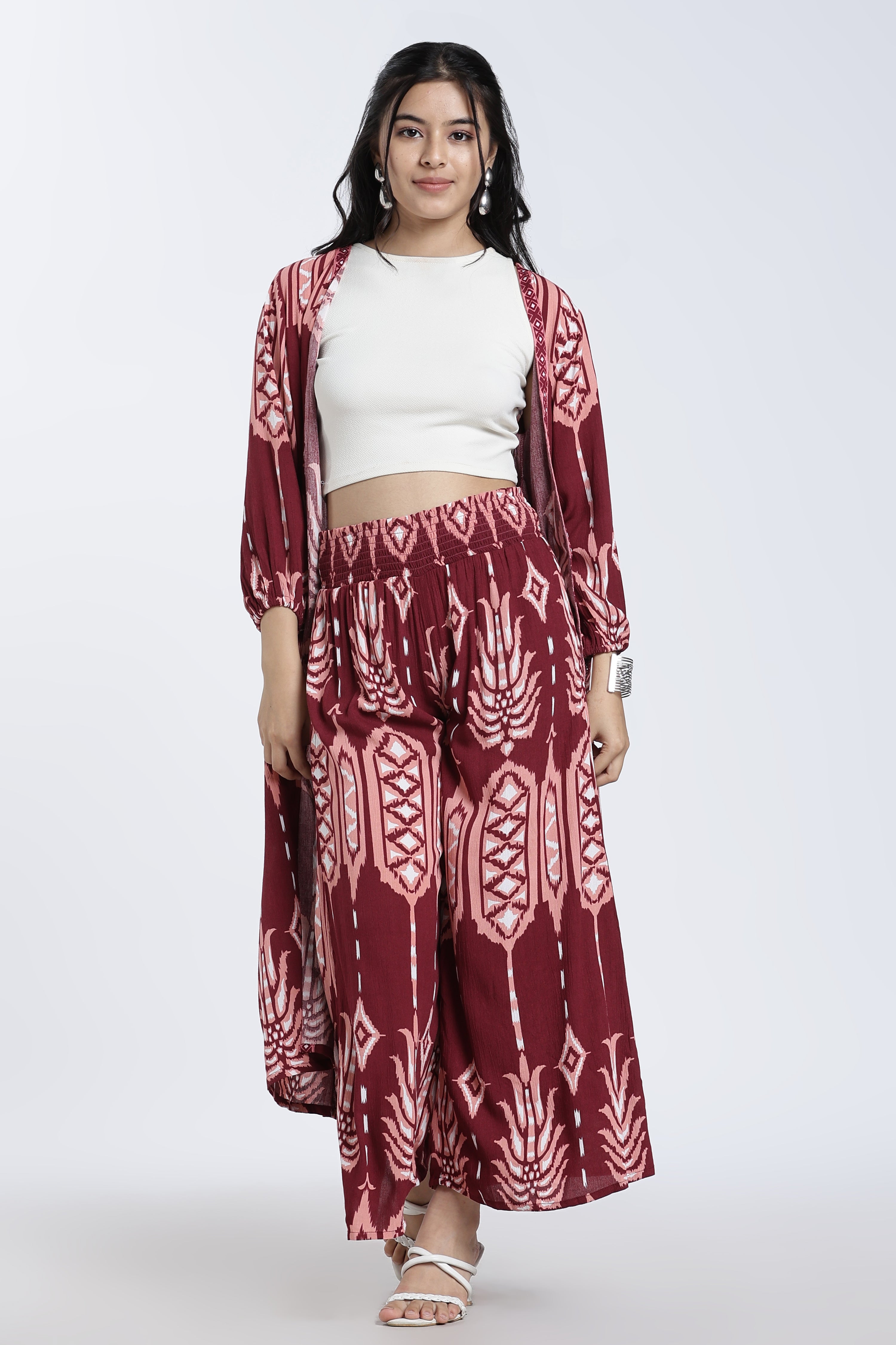 Maroon Peasant Sleeves Regular Fit Shrug for Women - Image 2