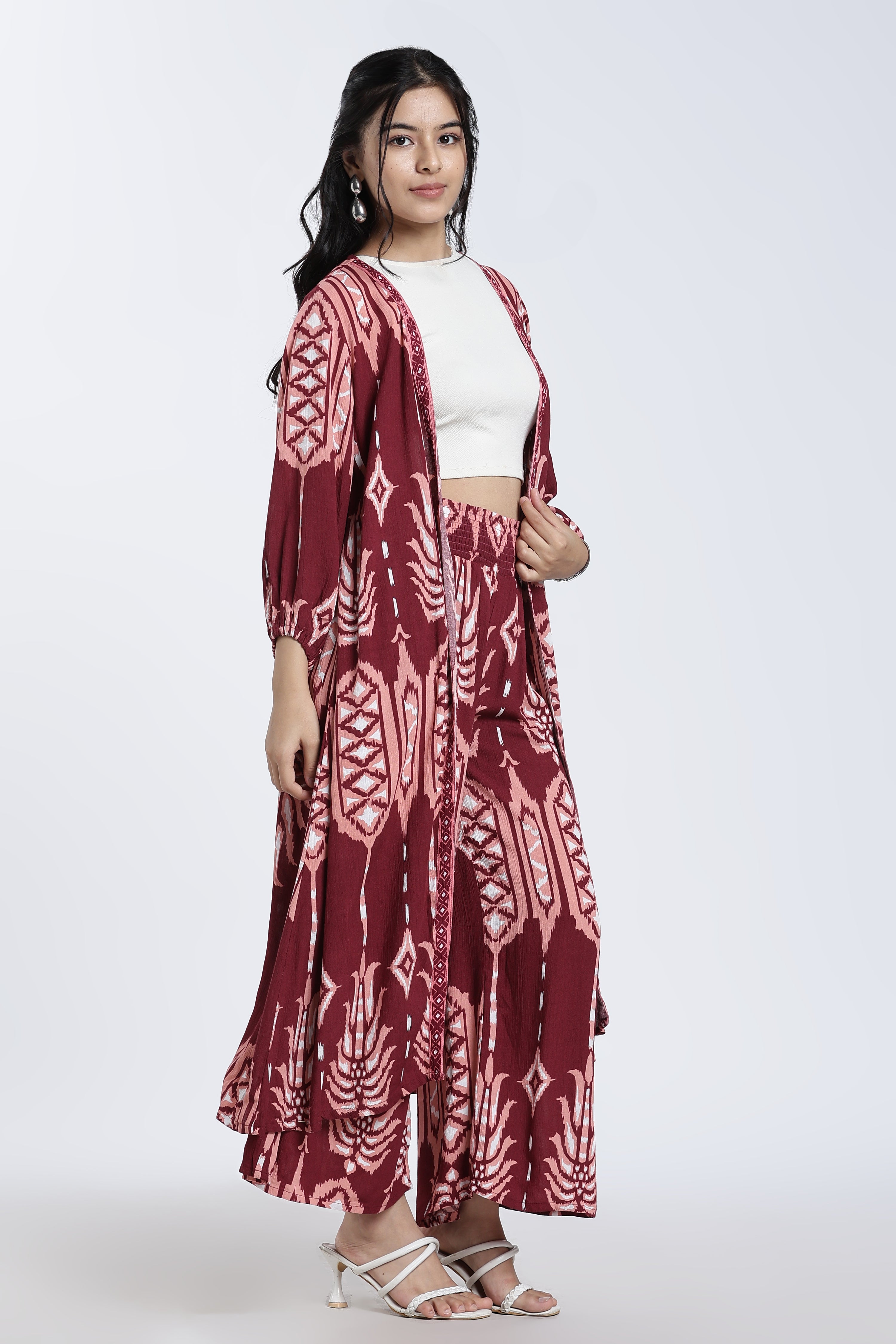 Maroon Peasant Sleeves Regular Fit Shrug for Women - Image 5
