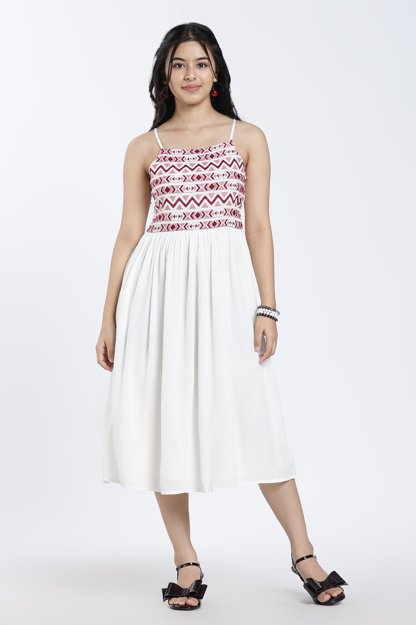 Off White Shoulder Straps Sleeves Regular Fit Dress For Women - Image 2