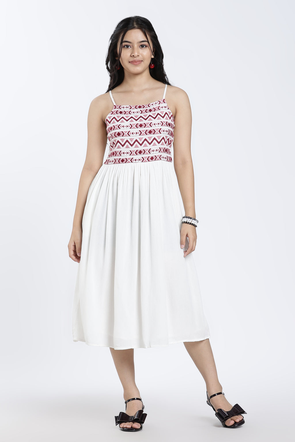 Off White Shoulder Straps Sleeves Regular Fit Dress For Women - Image 2