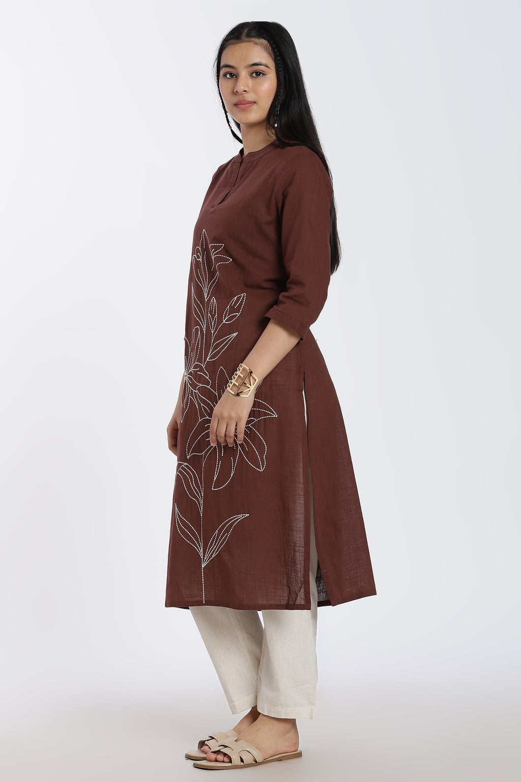Chocolate Embroidered Regular Fit Kurta for Women - Image 4