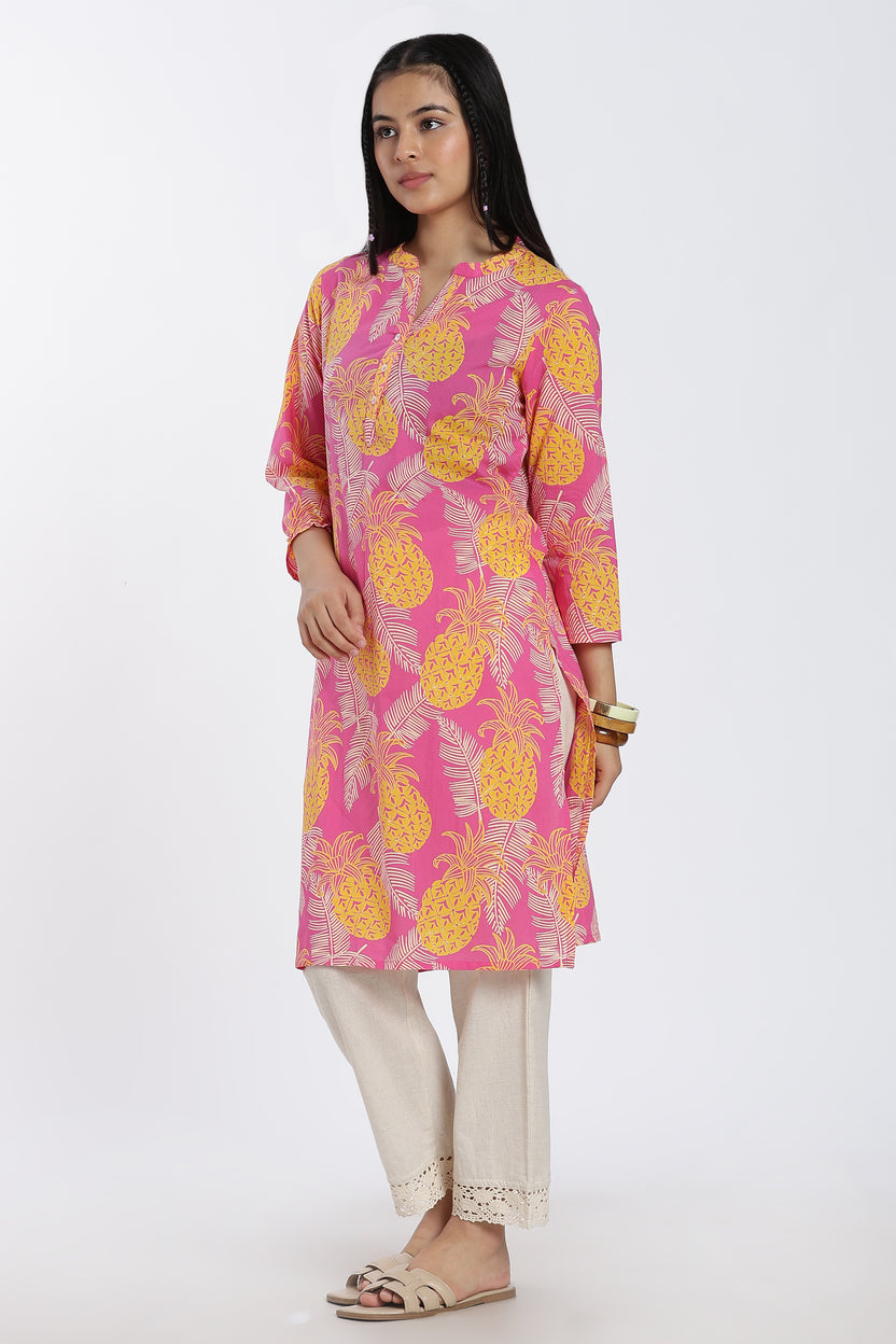 Pink Tropical Regular Fit Kurta For Women - Image 4