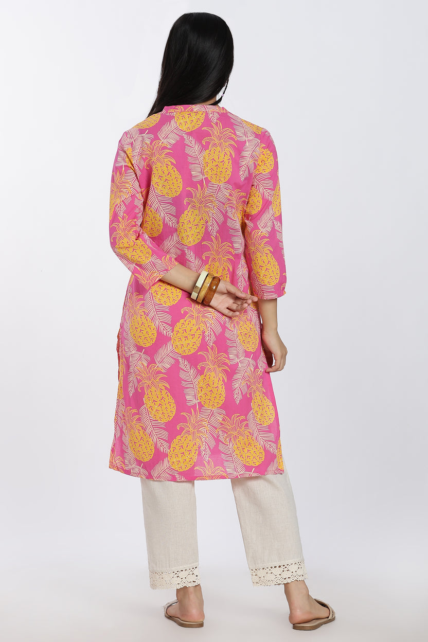 Pink Tropical Regular Fit Kurta For Women - Image 5