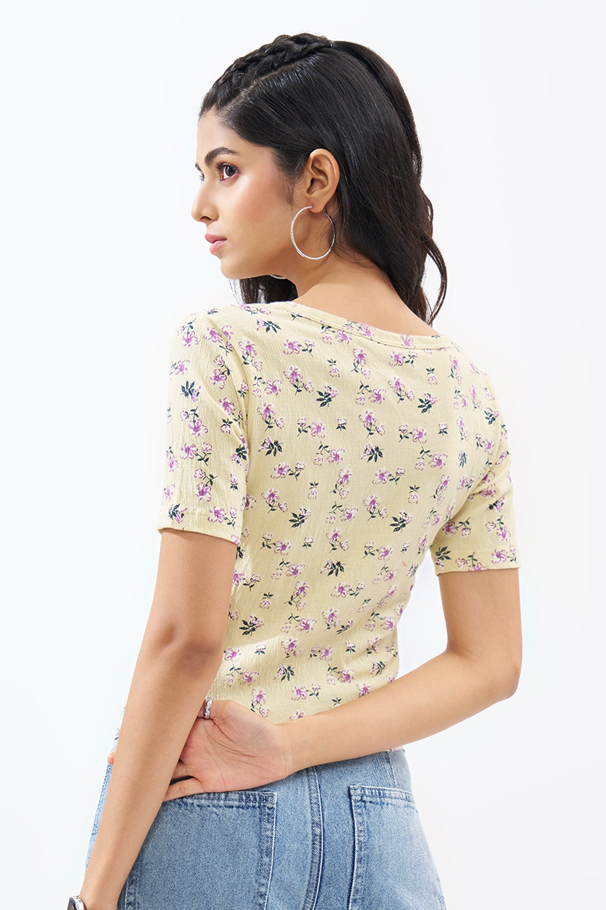 Light Yellow Floral Print Top for Women - Image 5