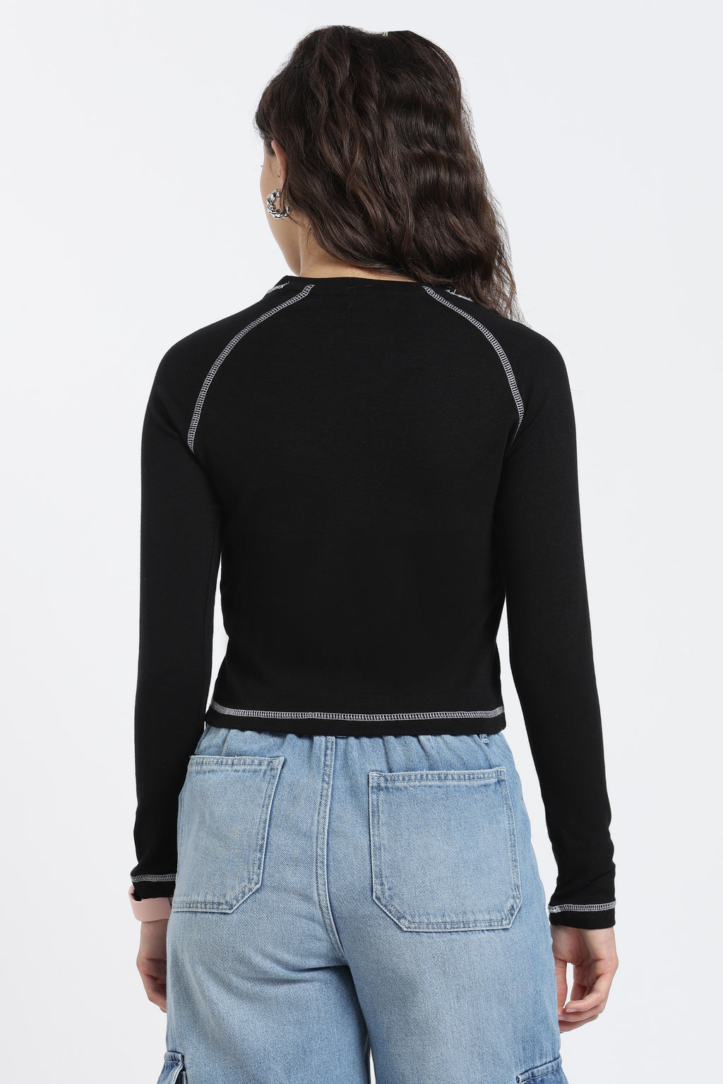 Black Raglan Sleeves Regular Fit T-Shirt for Women - Image 5