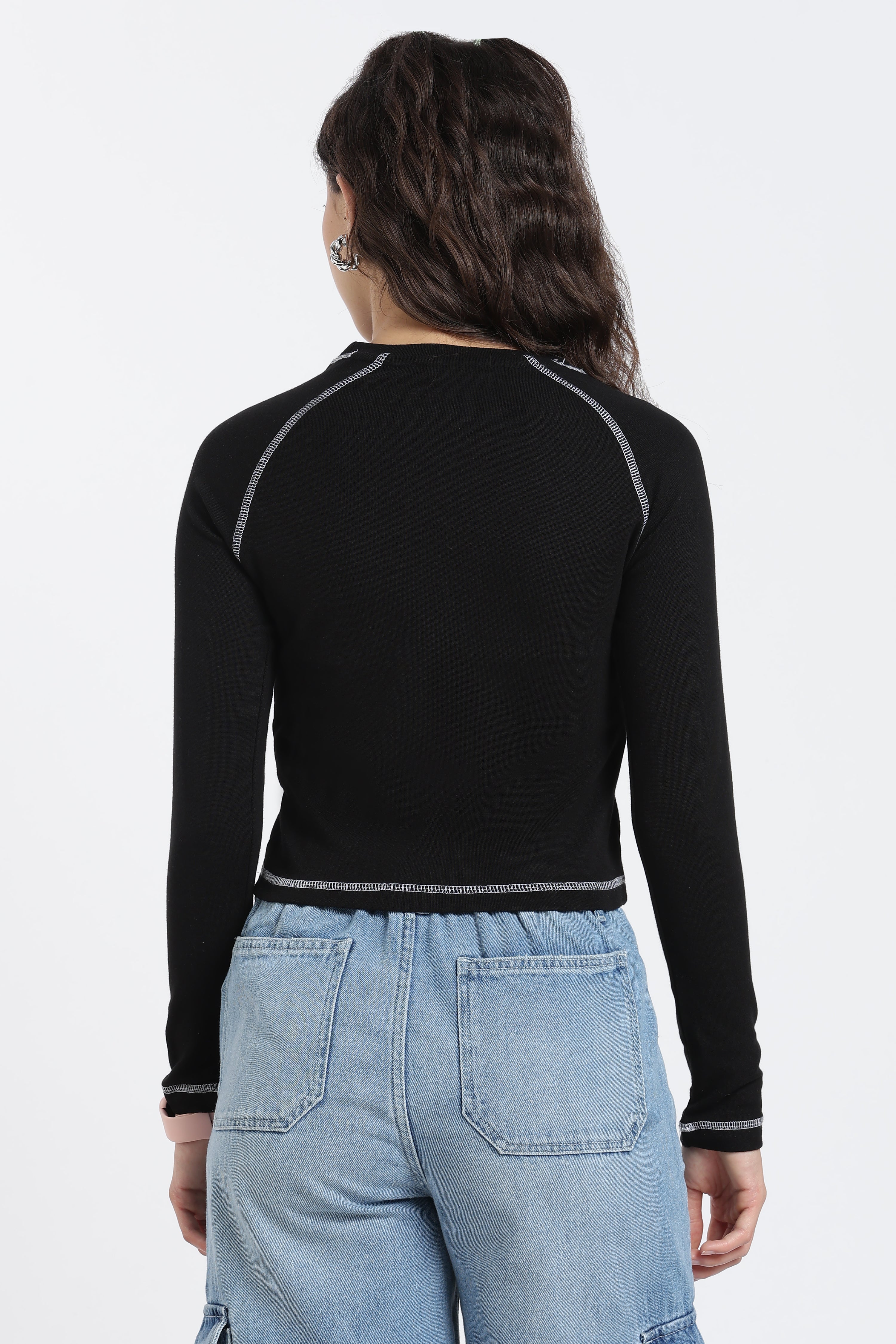 Black Raglan Sleeves Regular Fit T-Shirt for Women - Image 5