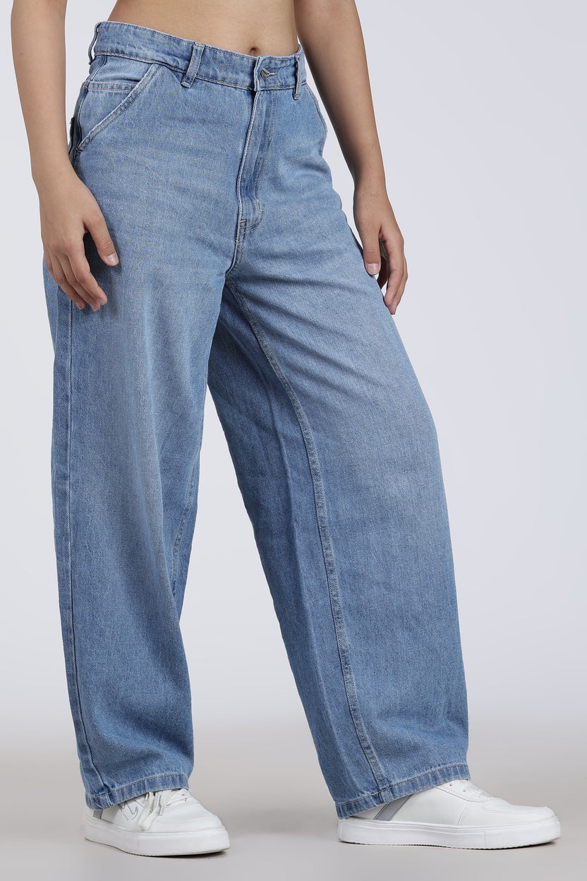 Light Blue 5 Pocketed Regular Fit Jeans for Women - Image 4
