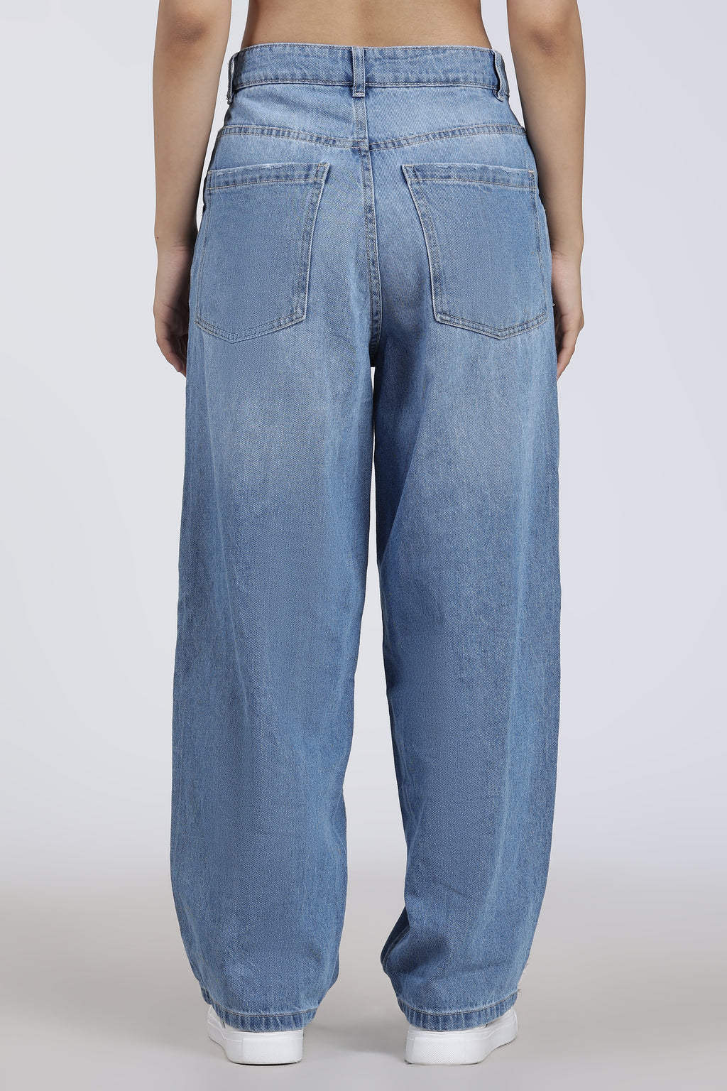 Light Blue 5 Pocketed Regular Fit Jeans for Women - Image 5