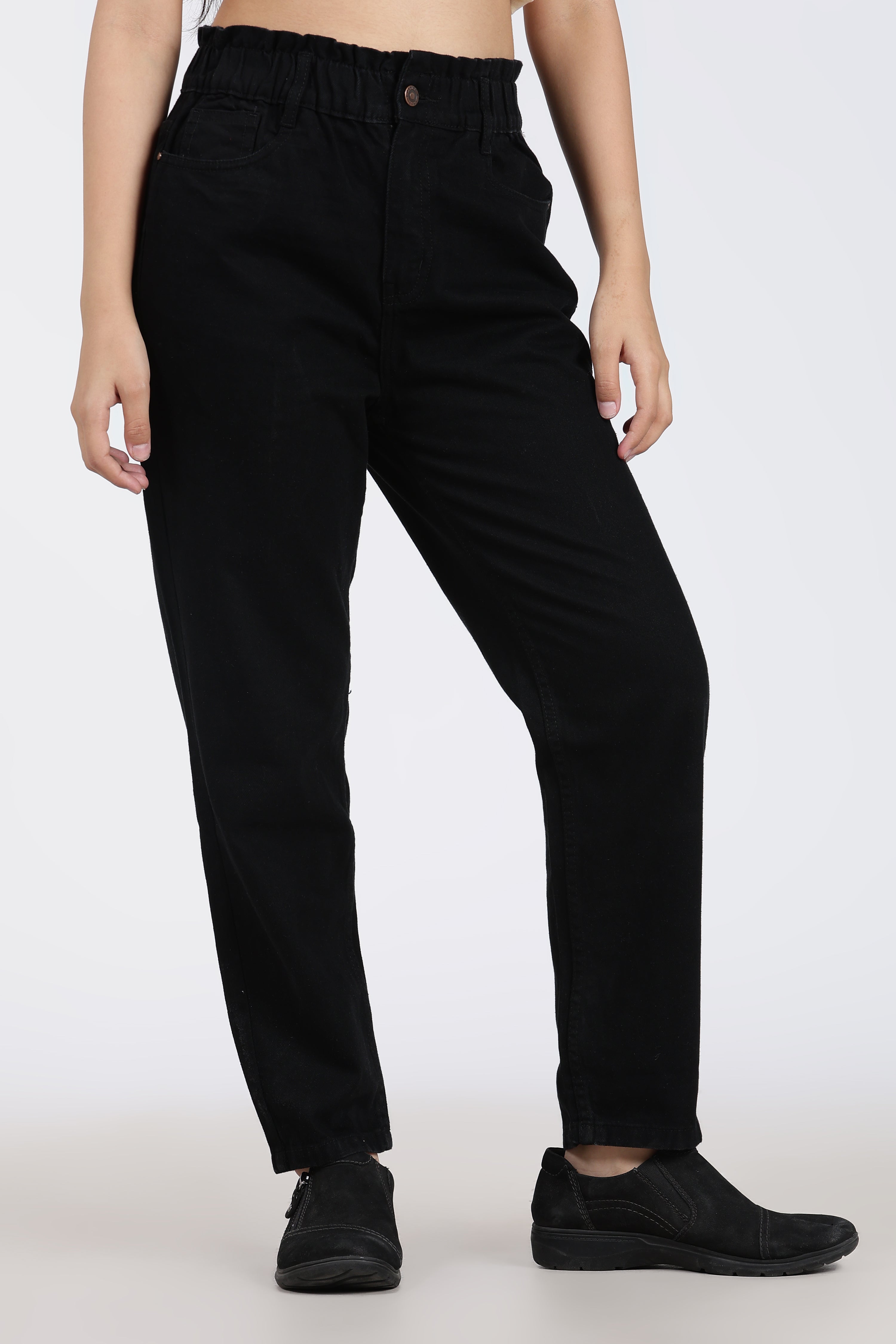Black Regular Fit 5 Pocketed Jeans for Women - Image 4