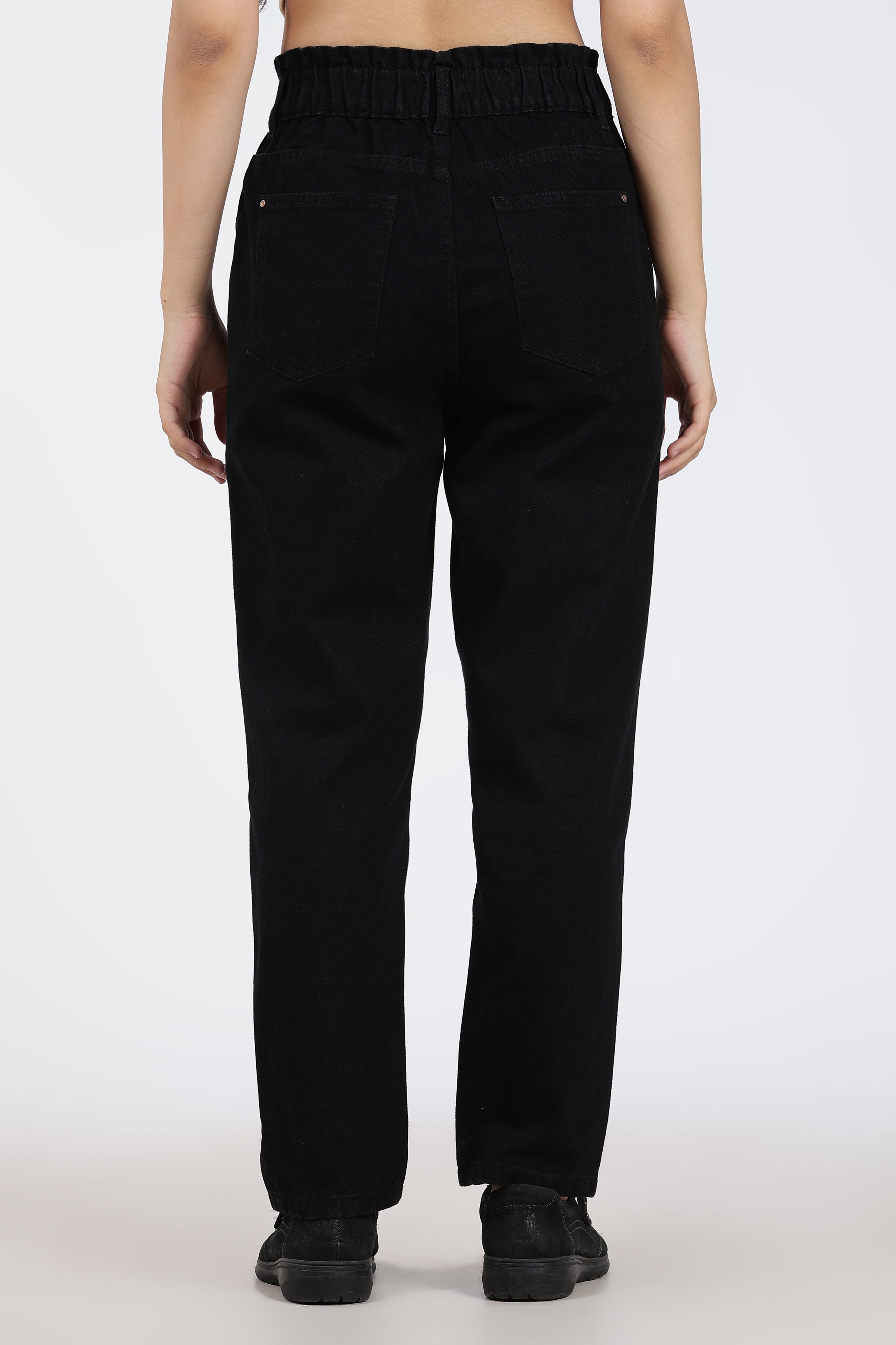 Black Regular Fit 5 Pocketed Jeans for Women - Image 5
