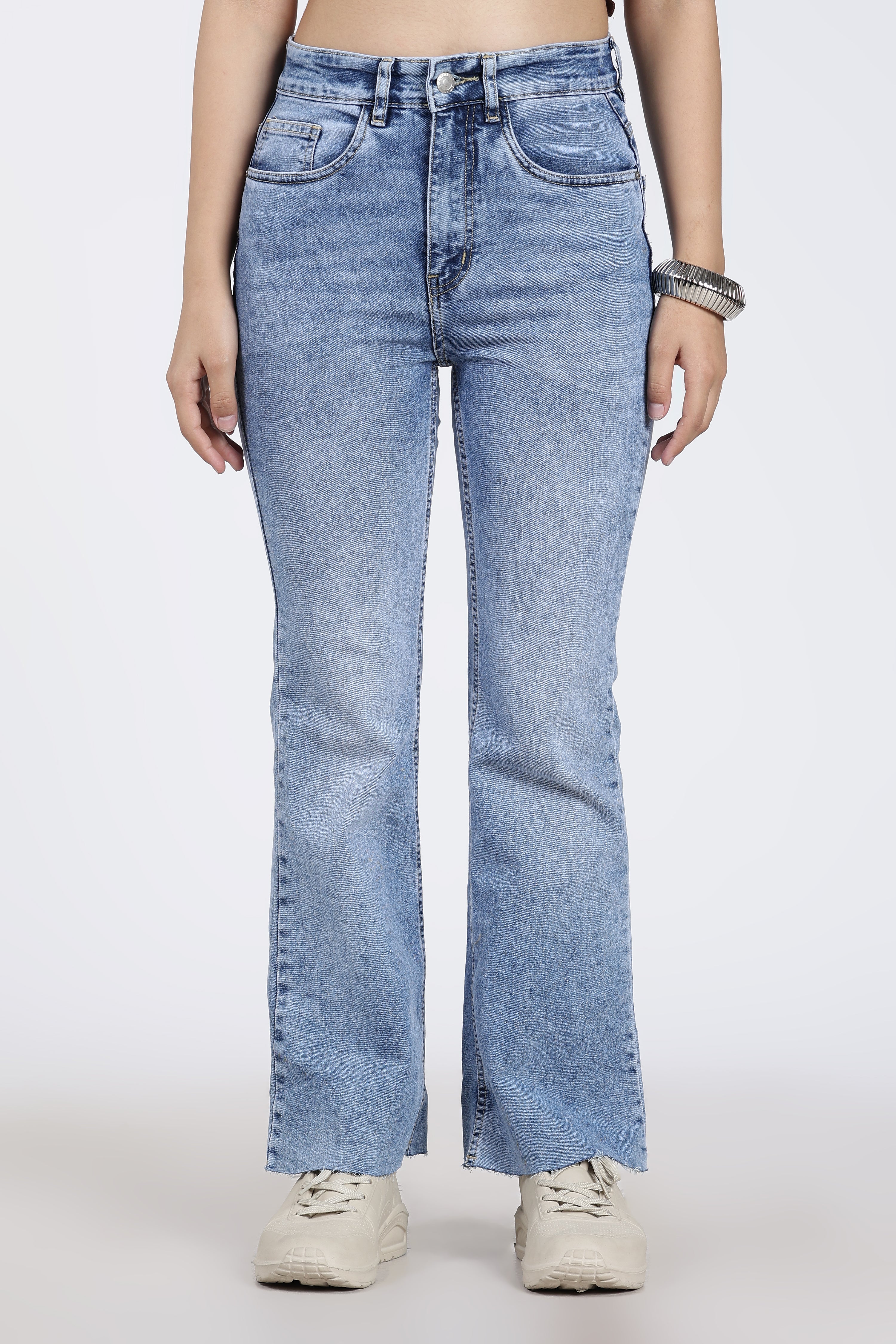 Light Blue 5 Pocketed Regular Fit Jeans for Women - Image 1