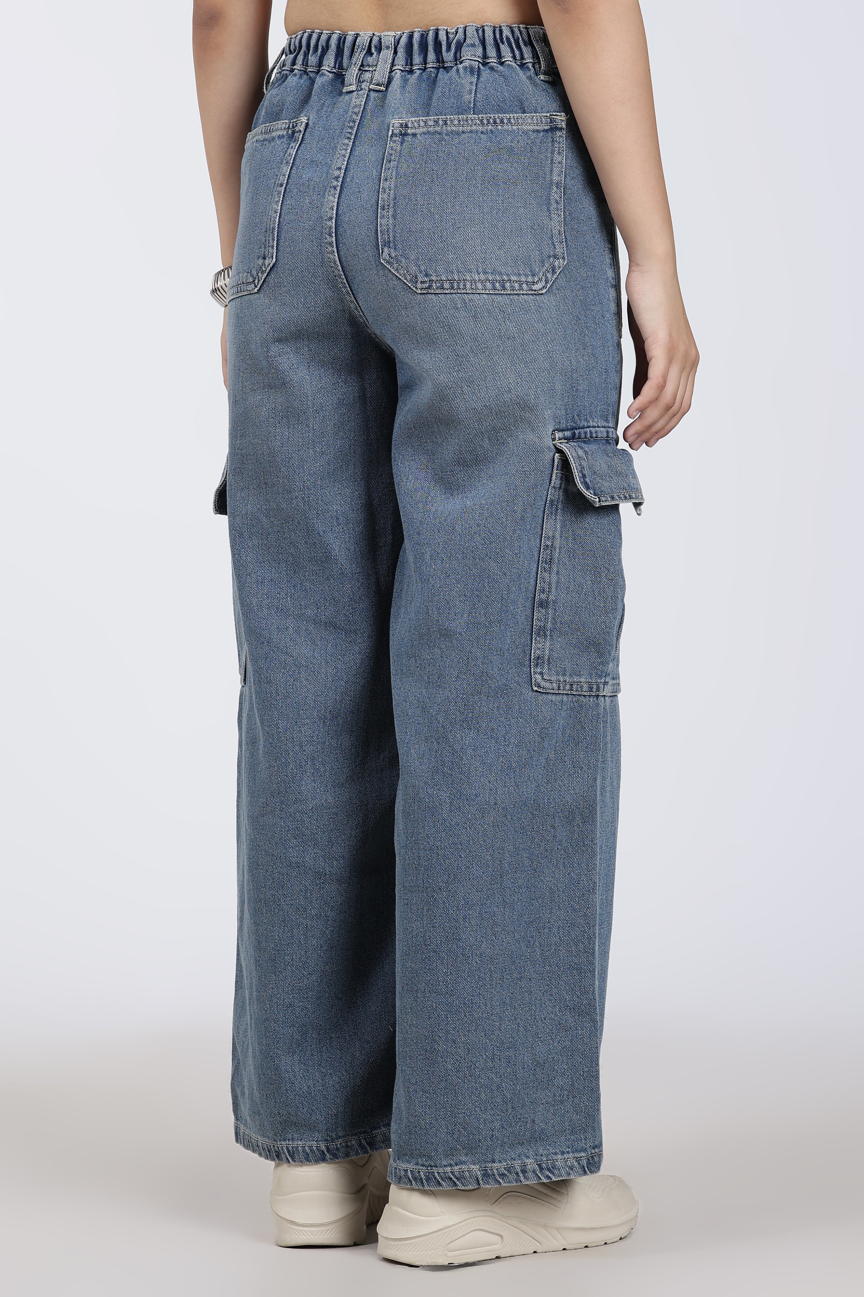 Blue 6 Pocketed Regular Fit Jeans for Women - Image 5